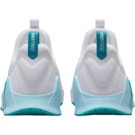 Free Metcon 6 Shoe - Women's - 3