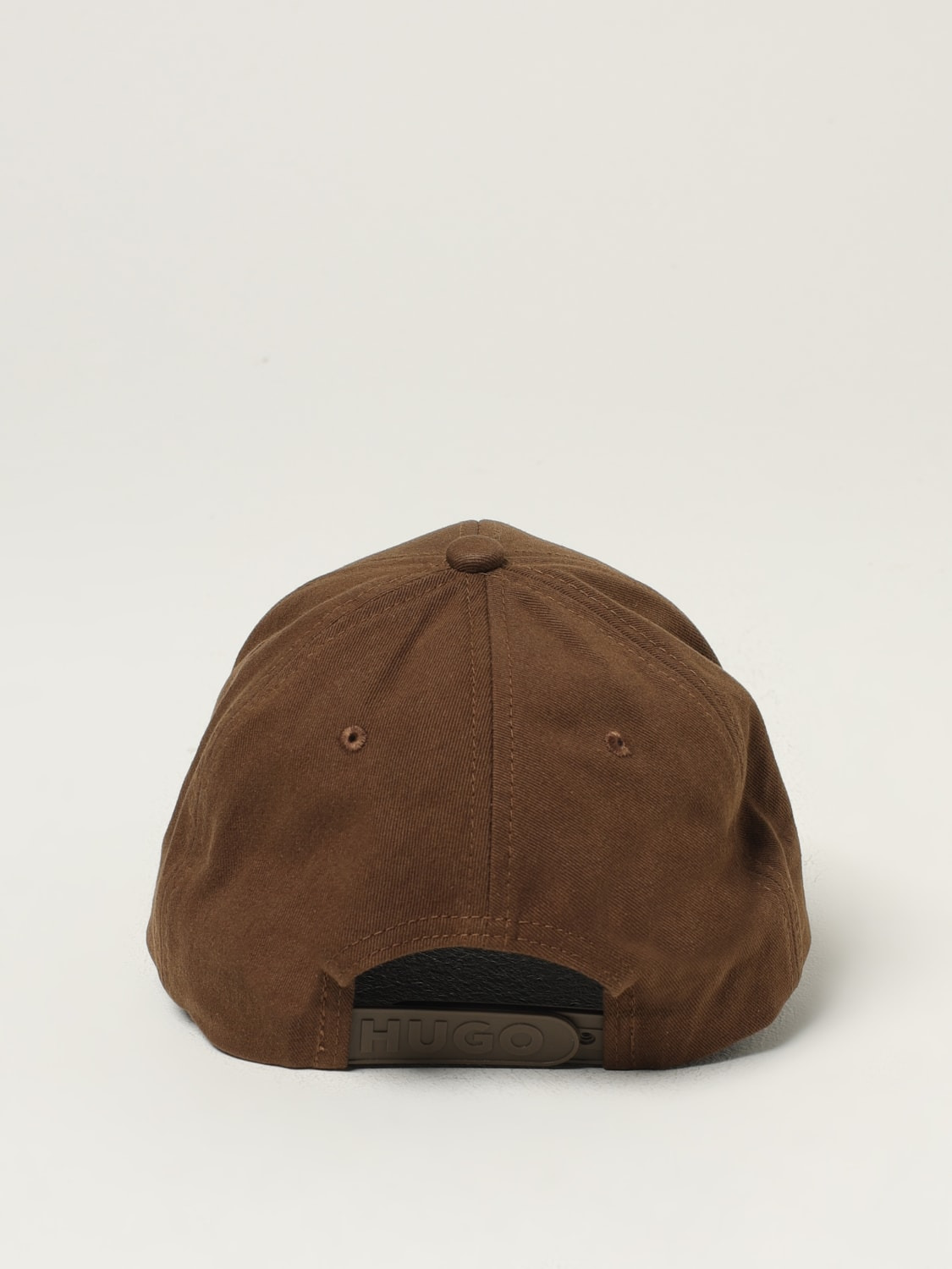 Hat men Hugo - 3