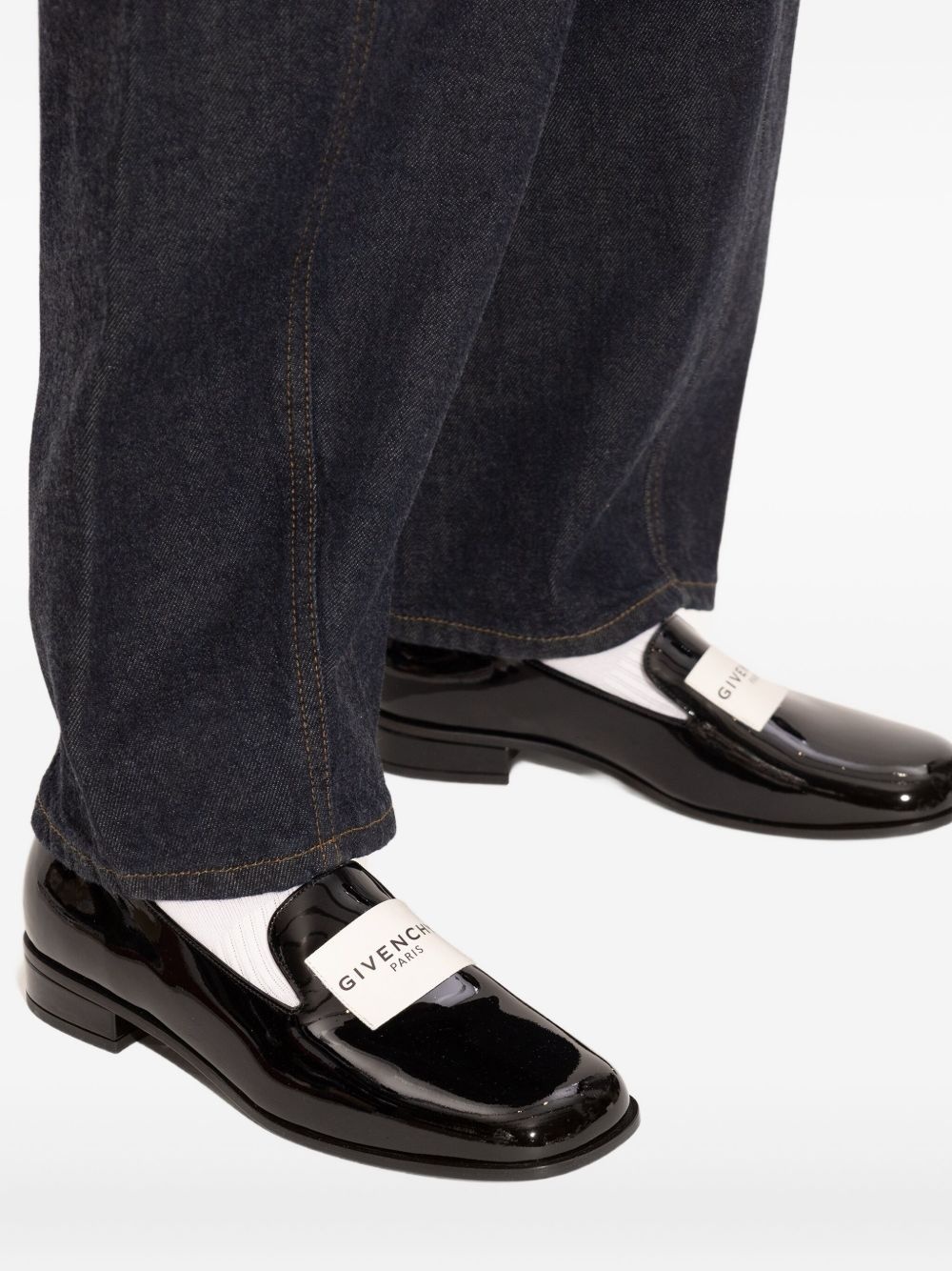 logo-plaque patent leather loafers - 6