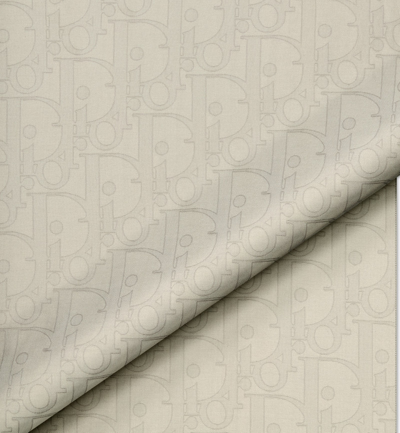 Dior Gravity Stole 3