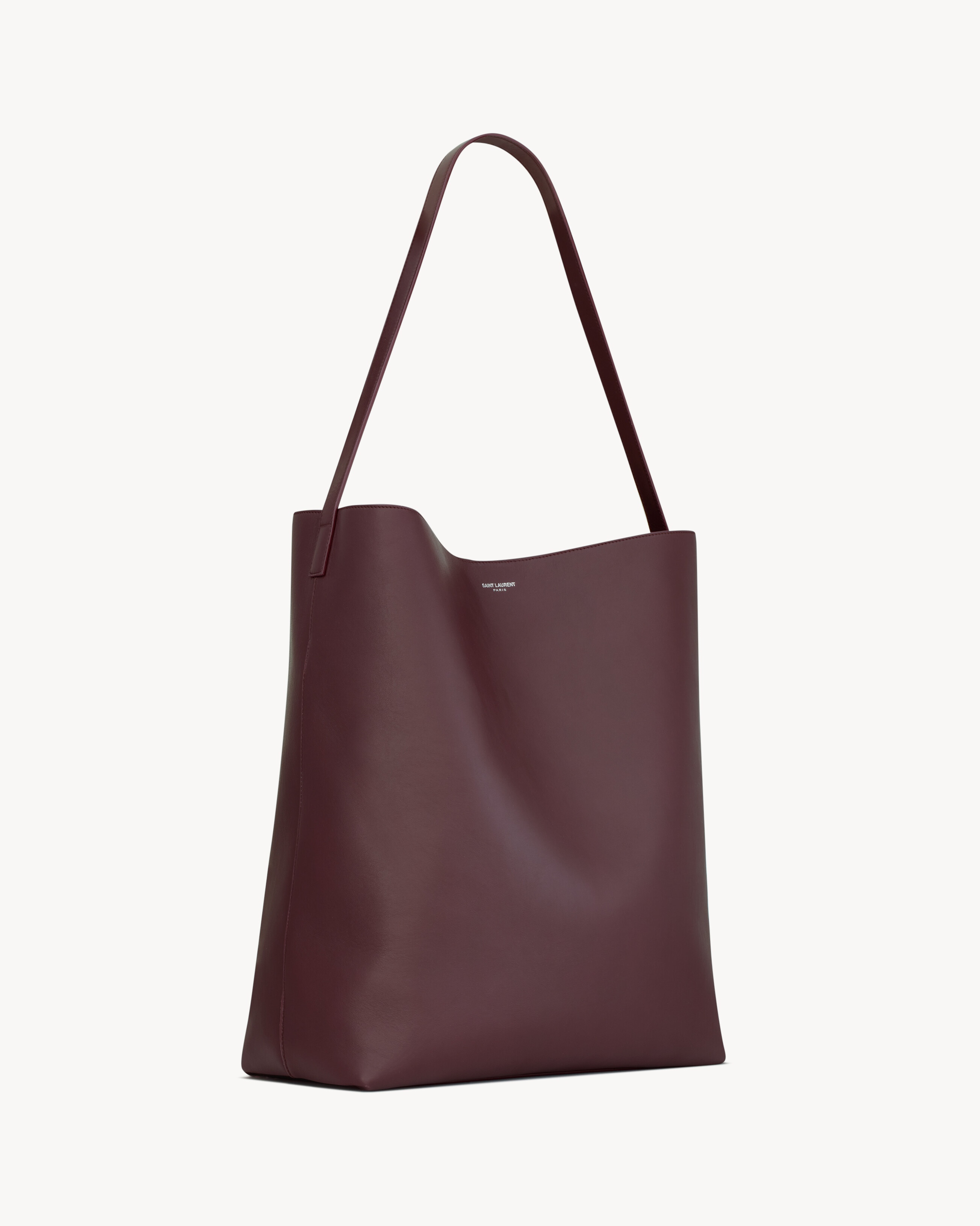 BOLD HOBO BAG IN SMOOTH LEATHER - 5