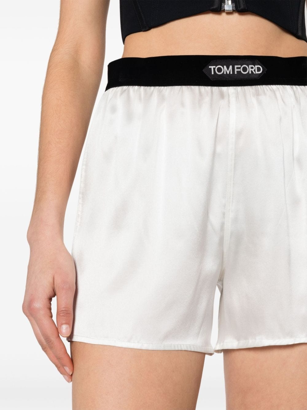 logo-waistband satin shorts - 5