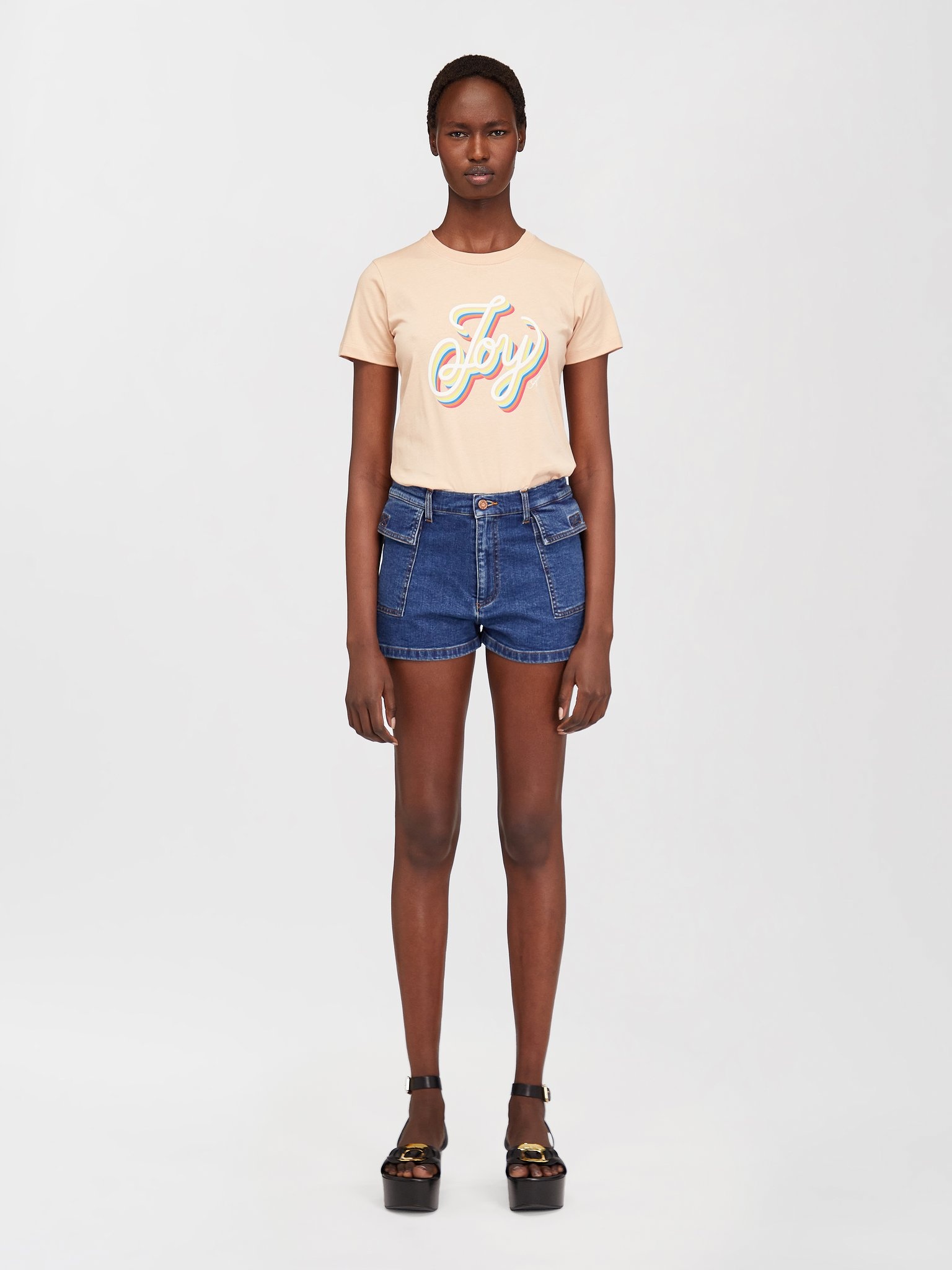 SMALL-FIT T-SHIRT - 4