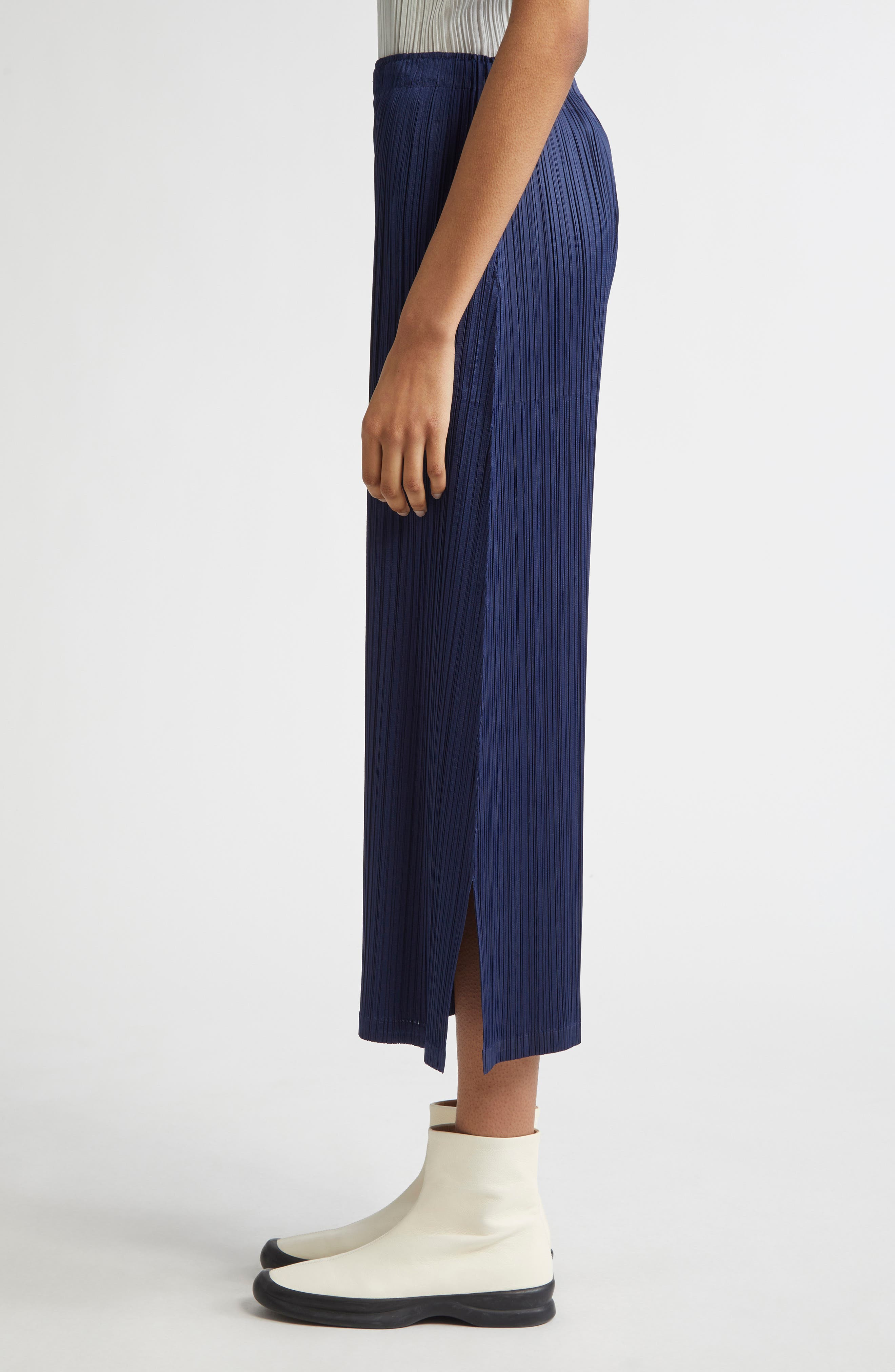 Pleats Please Issey Miyake Monthly Colors February Pleated Crop Wide Leg Pants in Navy at Nordstrom - 4