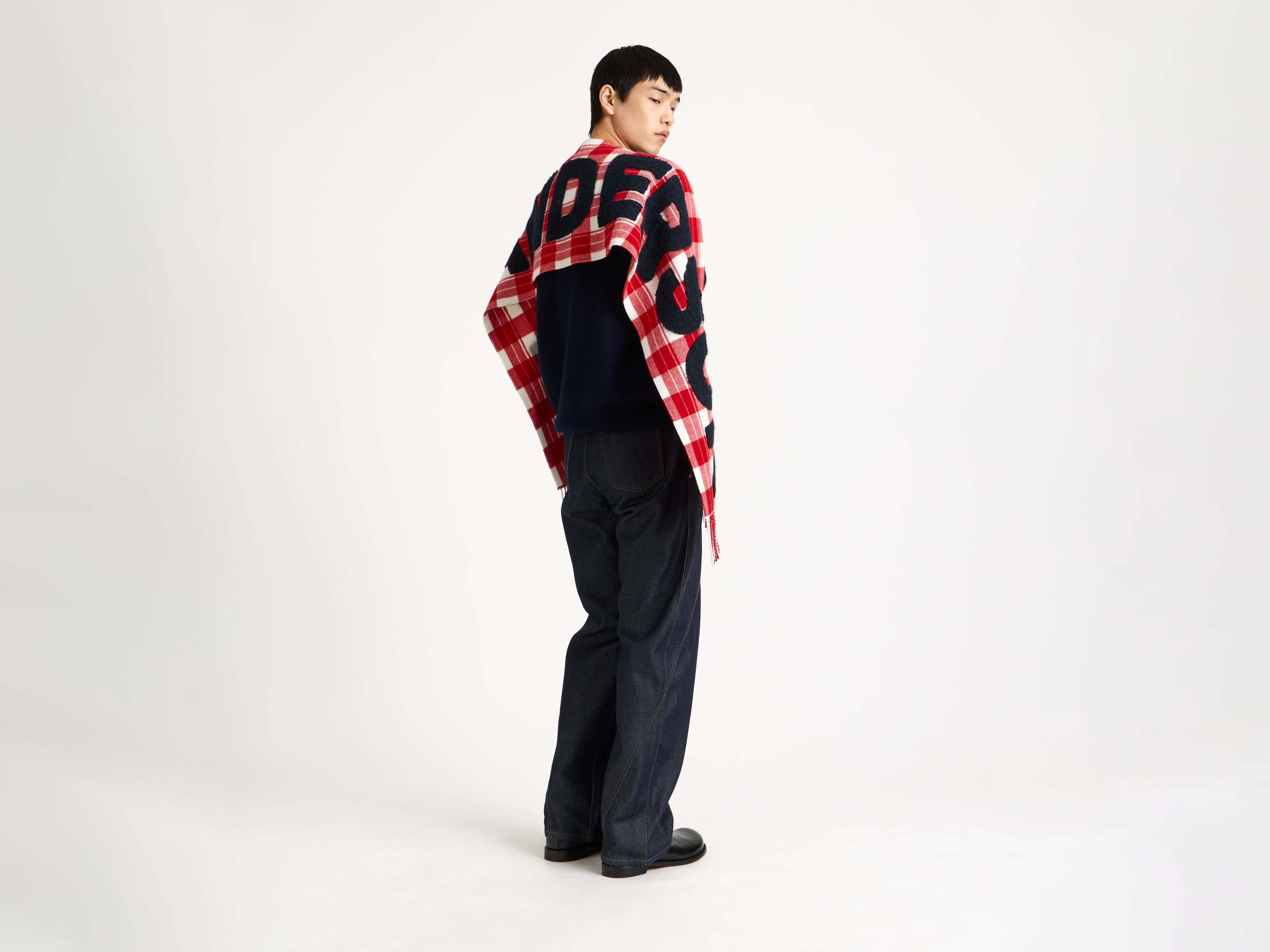 CHECKERED LOGO SCARF IN RED-WHITE - 7