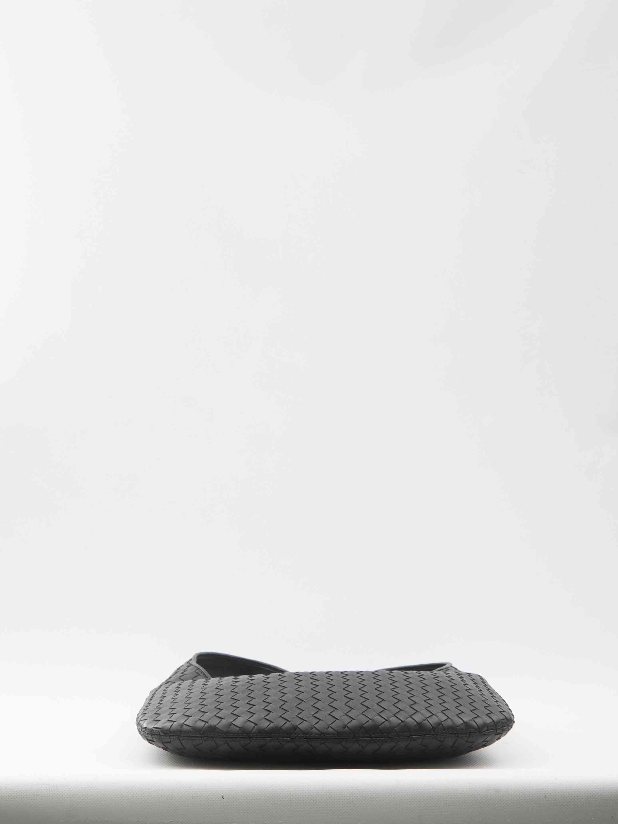 Bottega Veneta Men Black Veneto Bag - 3