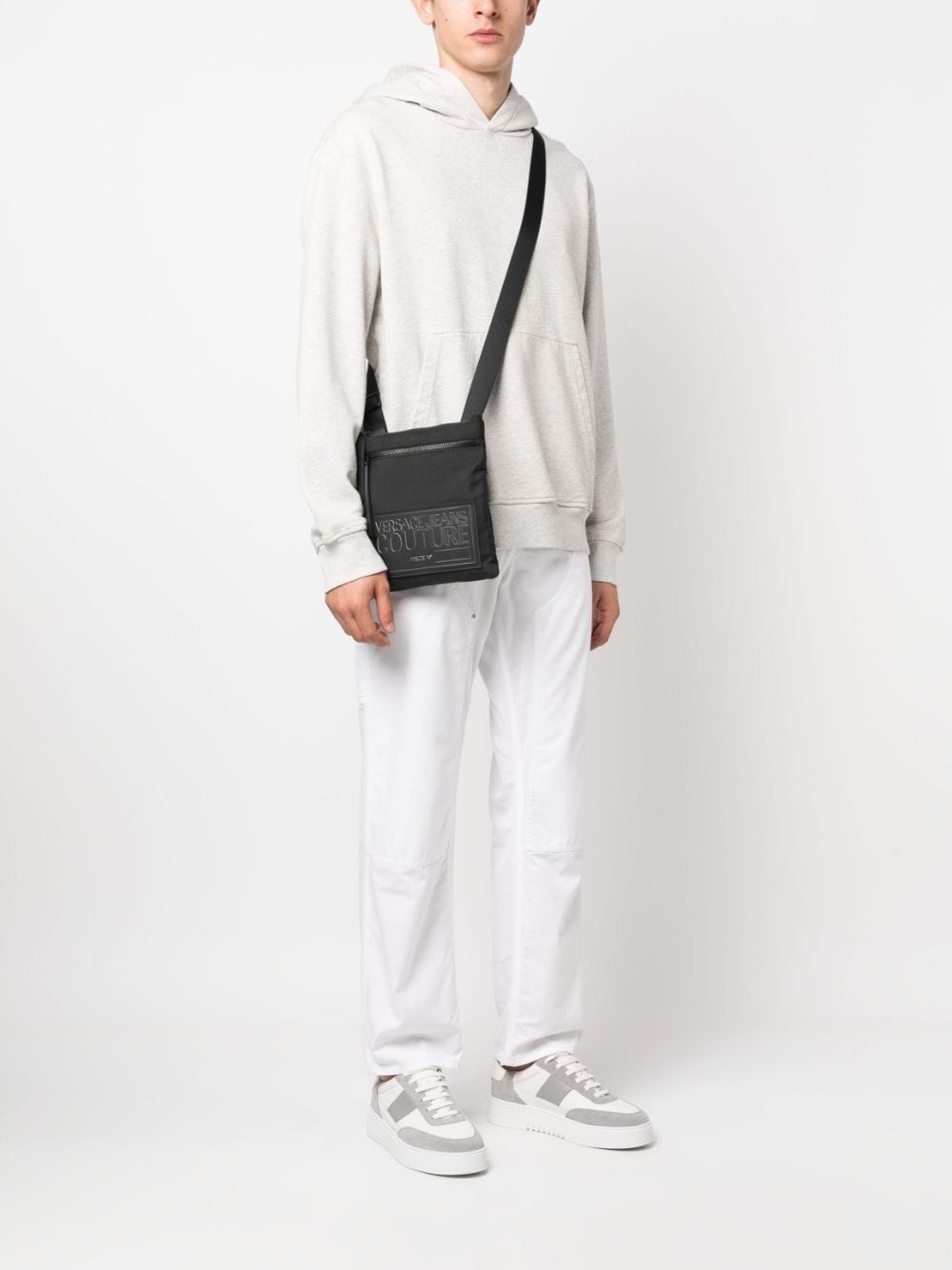 logo-patch zip-fastening shoulder bag - 2