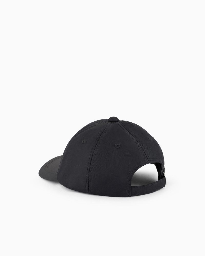 EMPORIO ARMANI CAPS outlook