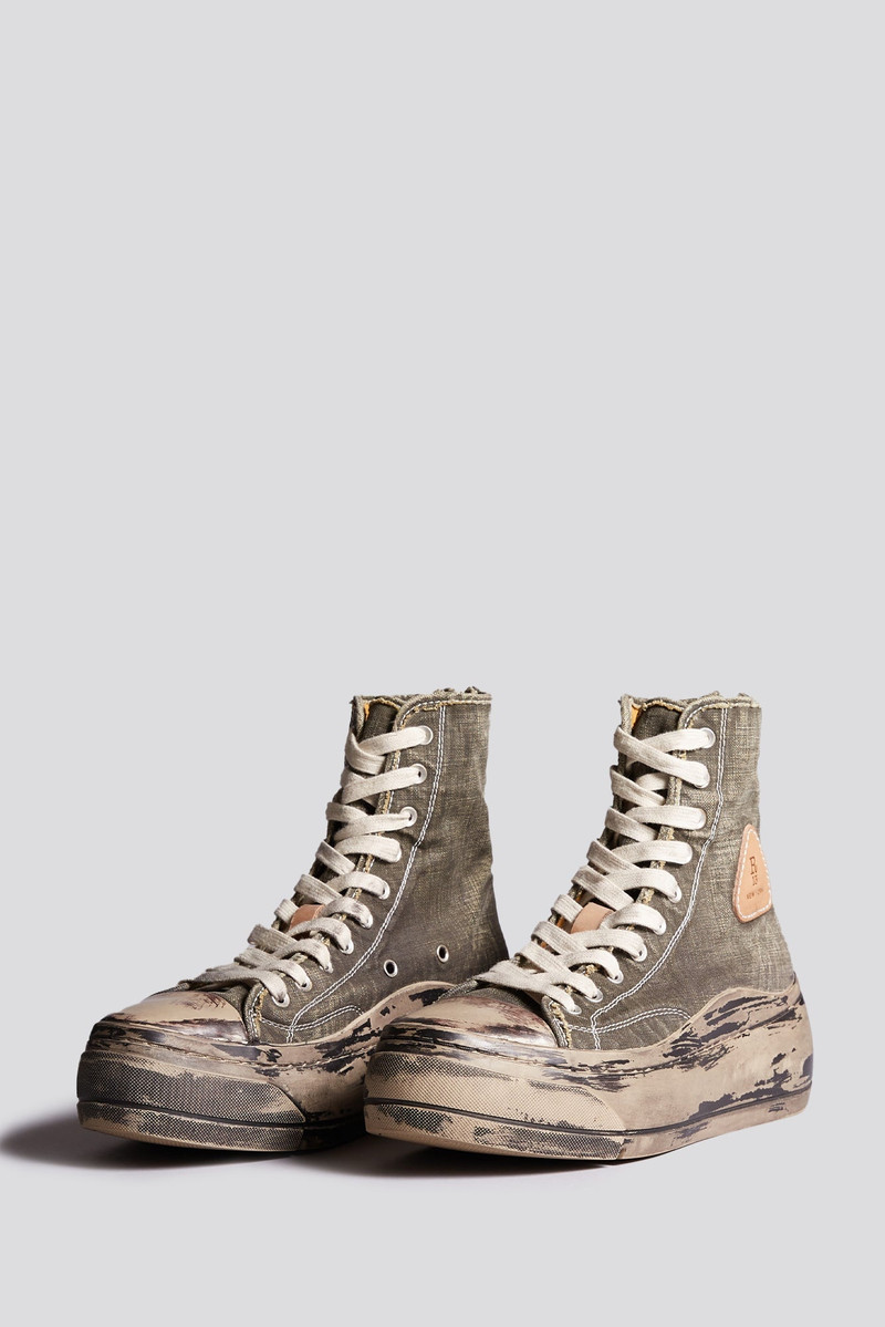 DISTRESSED 10-HOLE KURT SNEAKER - BLACK COATED CANVAS -R13 4