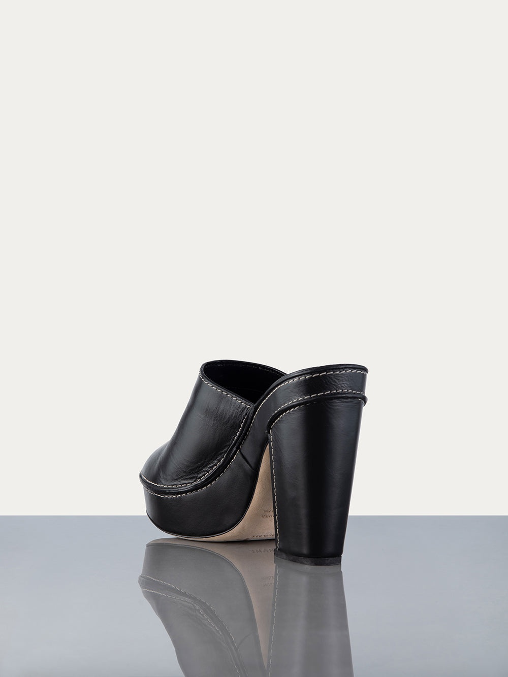 Elio Clog in Noir - 4