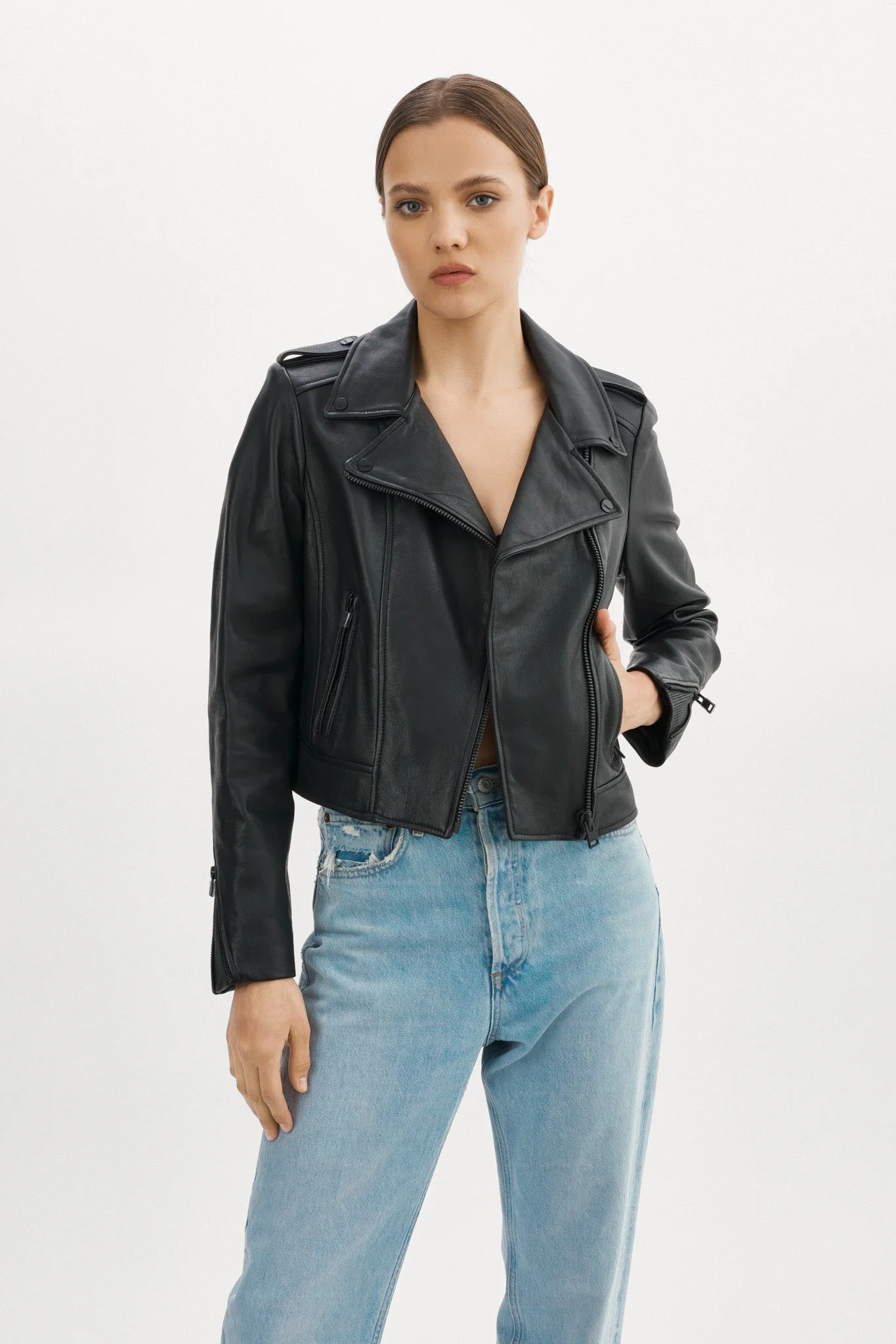 DONNA | Iconic Leather Jacket Black Hardwarre - 1