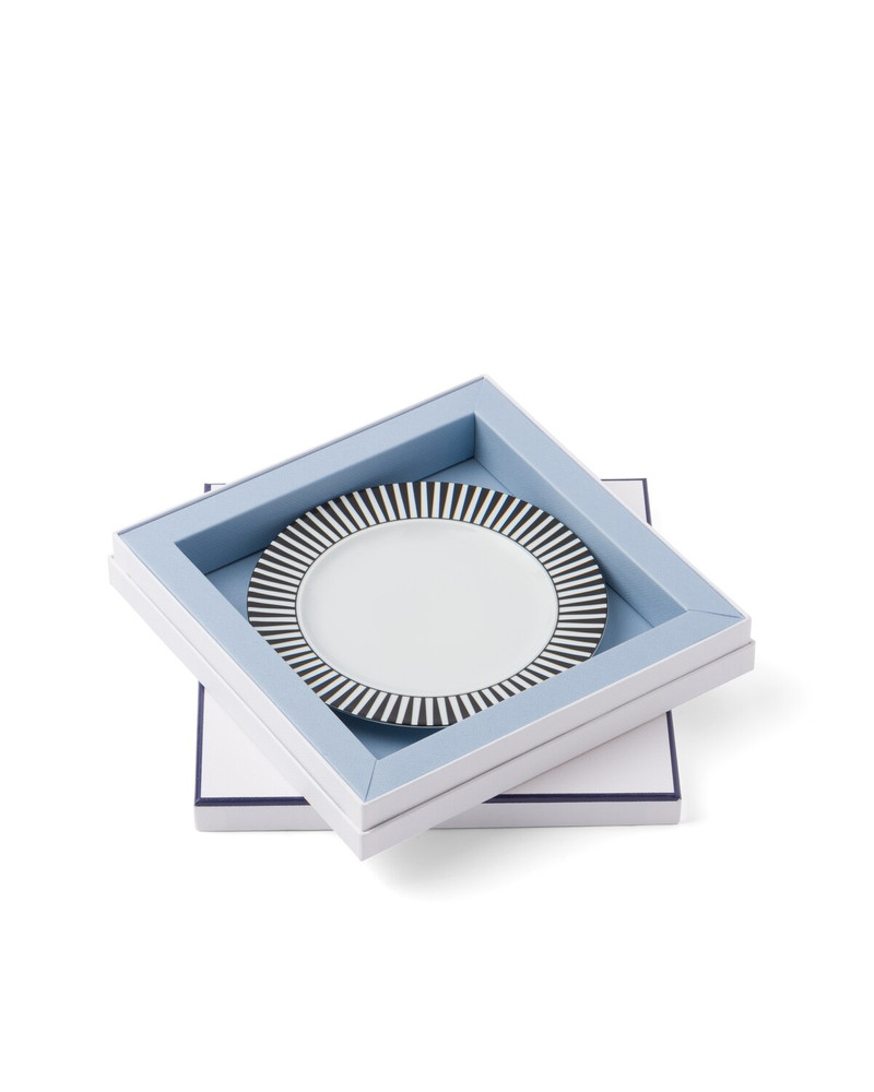 Porcelain plate set 4