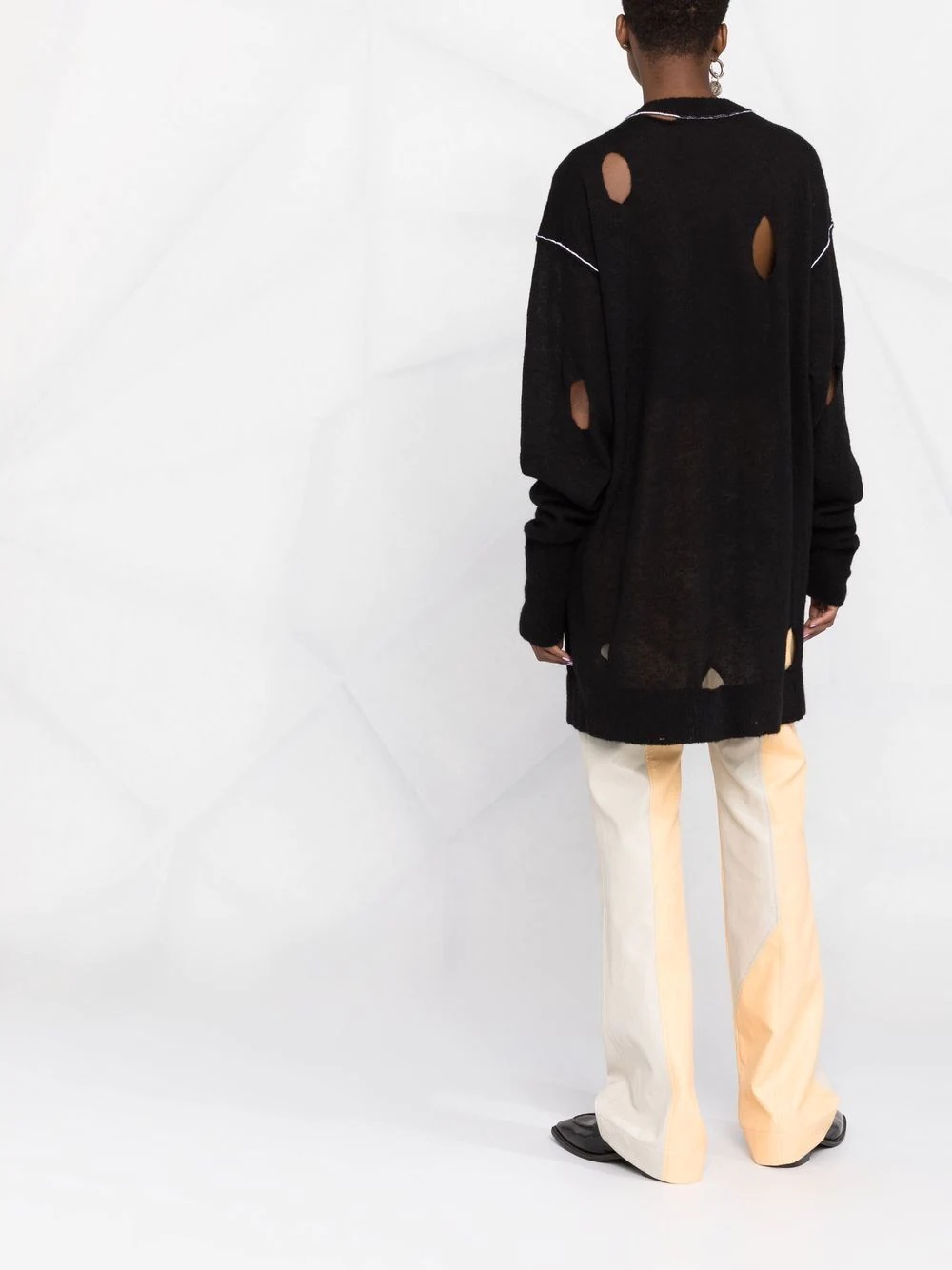 distressed V-neck jumper - 6