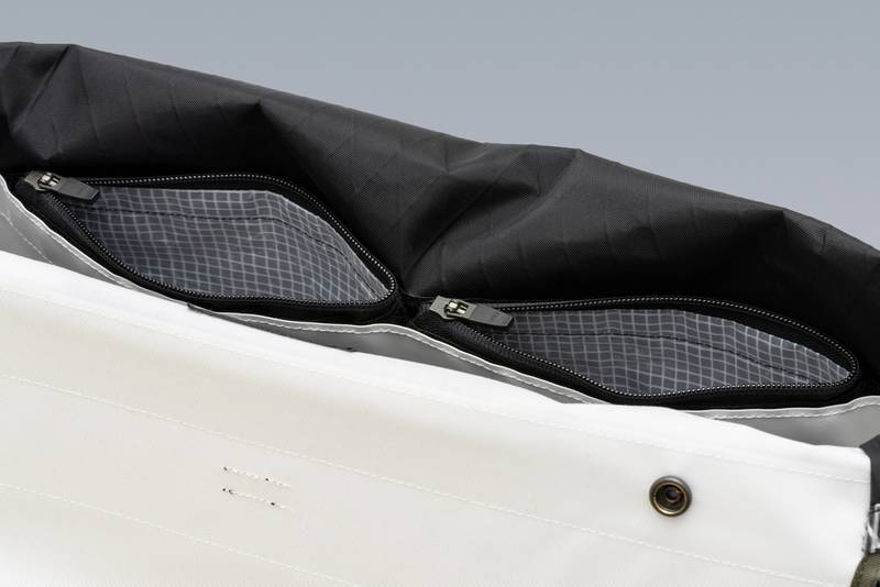 3A-5-FOIL Messenger Einsatztasche Black 16