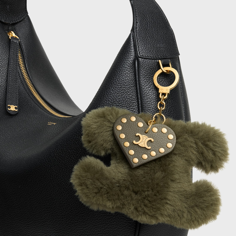 TRIOMPHE pom-pom Charm IN Shearling and Calfskin 4