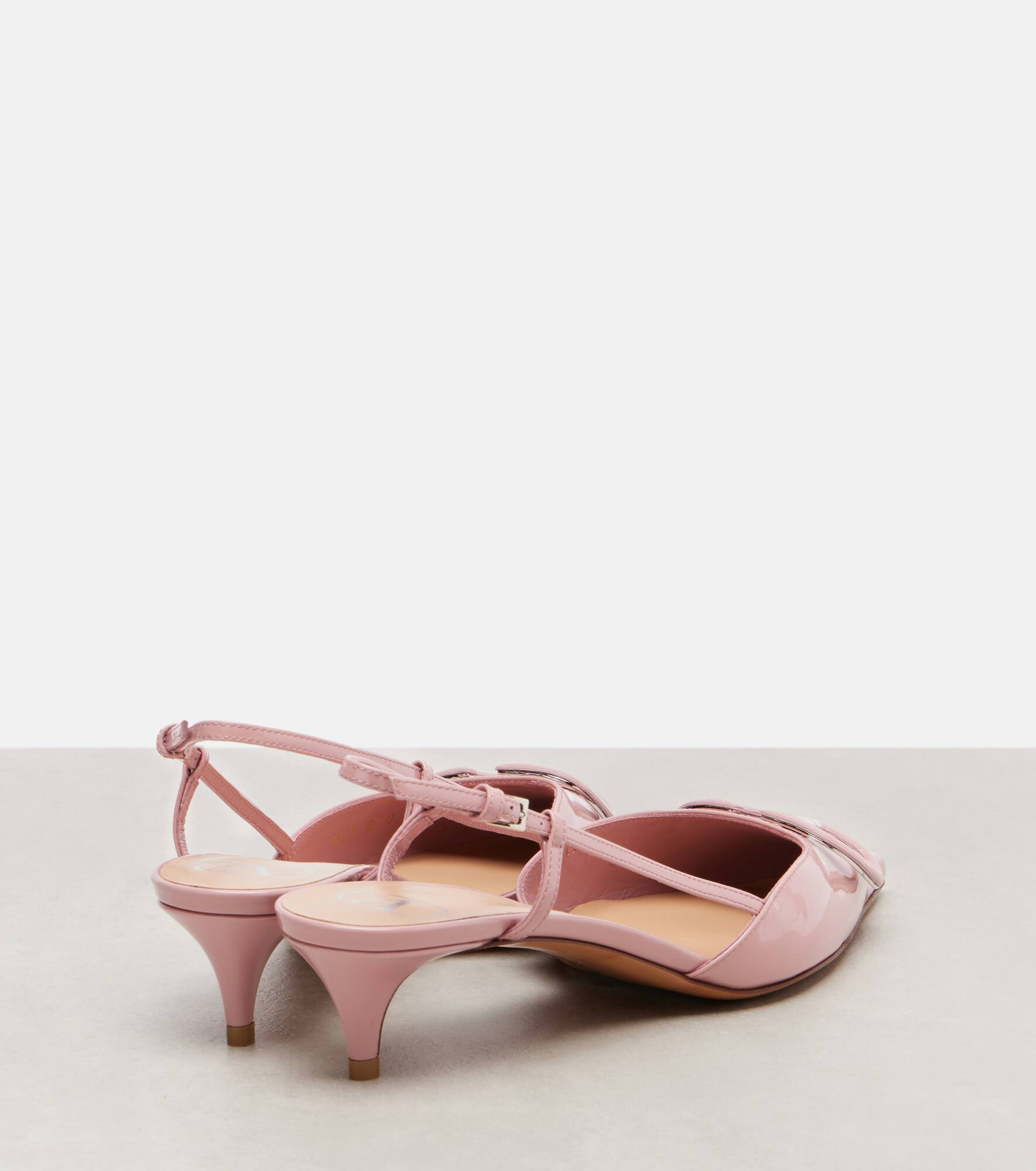 VLogo patent leather slingback pumps - 2