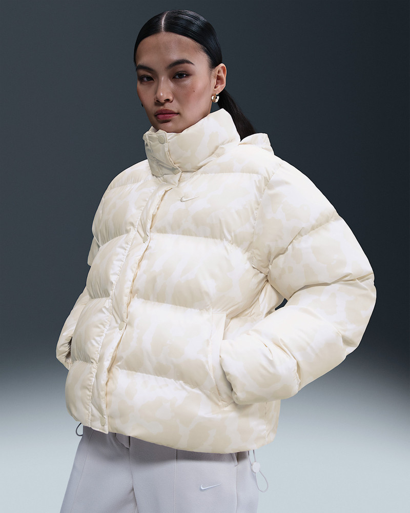 Nike Sportswear Women's Therma-FIT Puffer 1