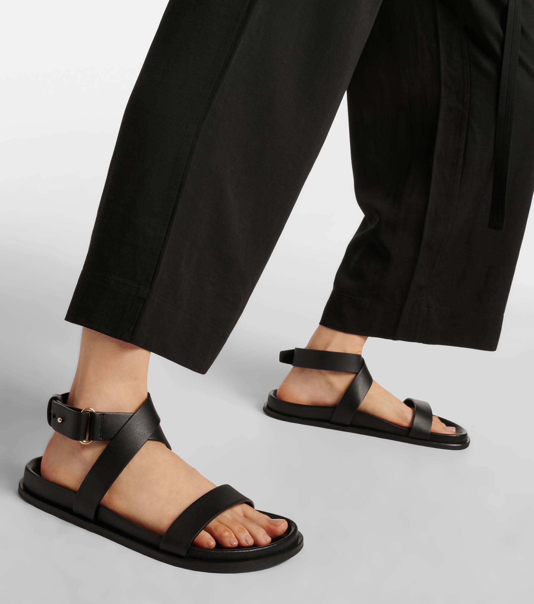 The Chunky leather sandals - 7