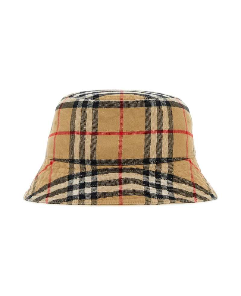 Burberry Cappello outlook