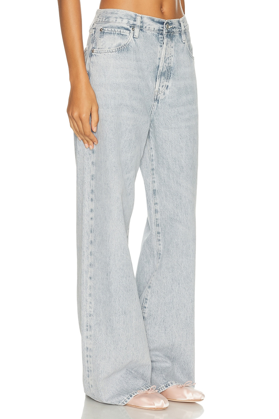 The Loose Jeans - 2