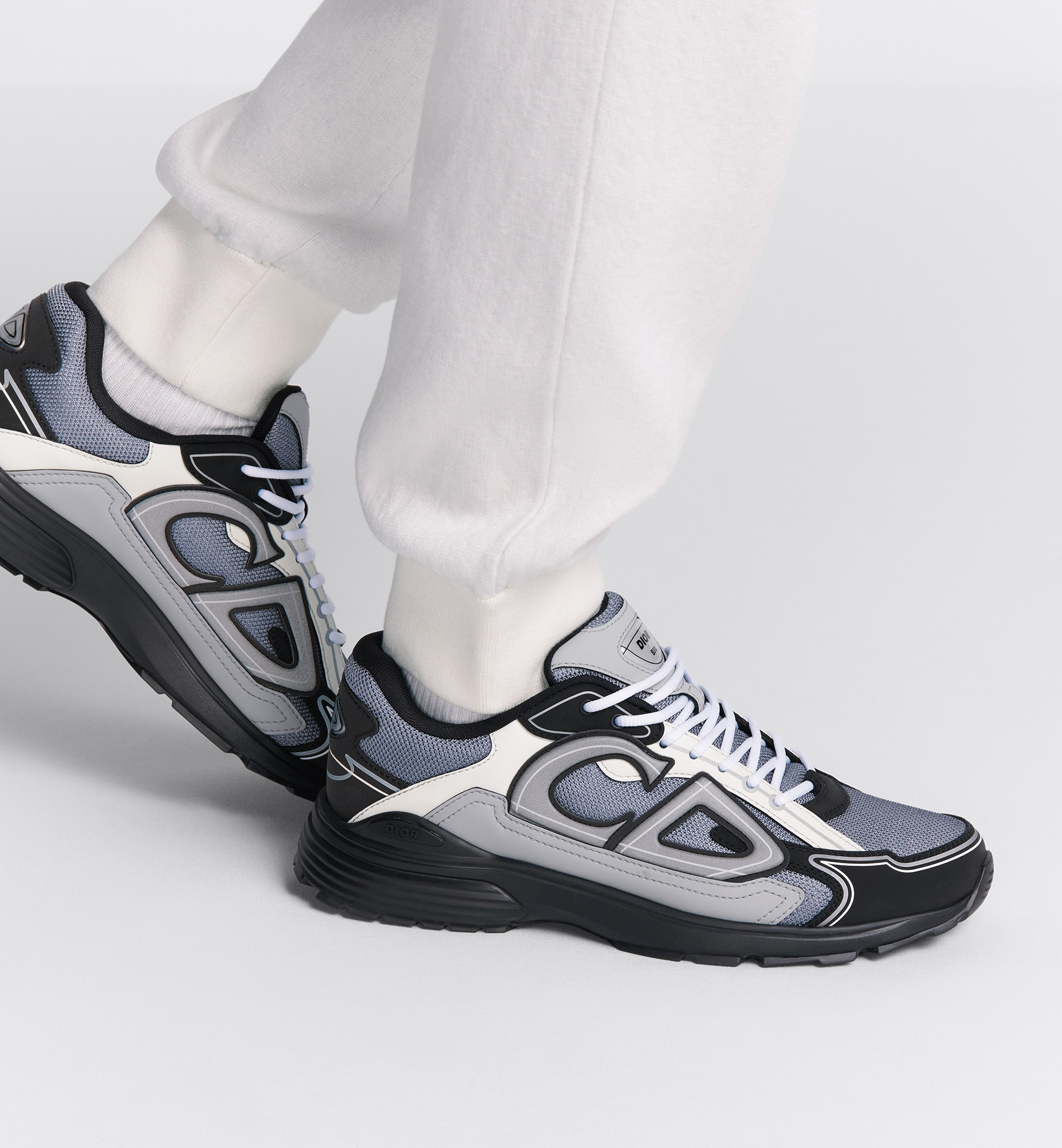 B30 Sneaker - 2