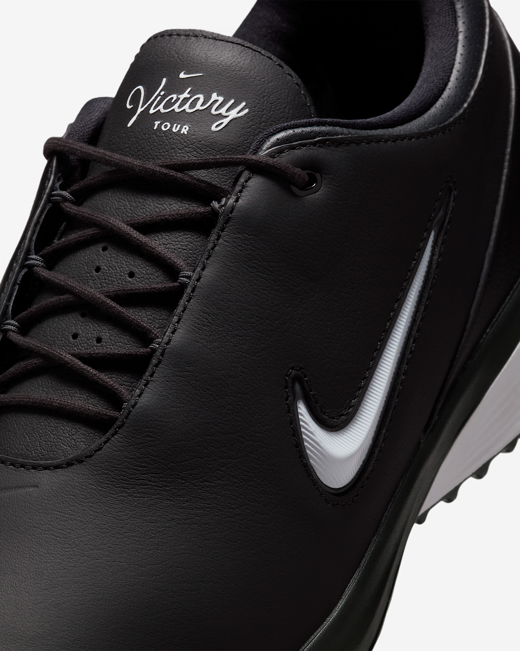 Nike Victory Tour 4 Golf Shoes - 8