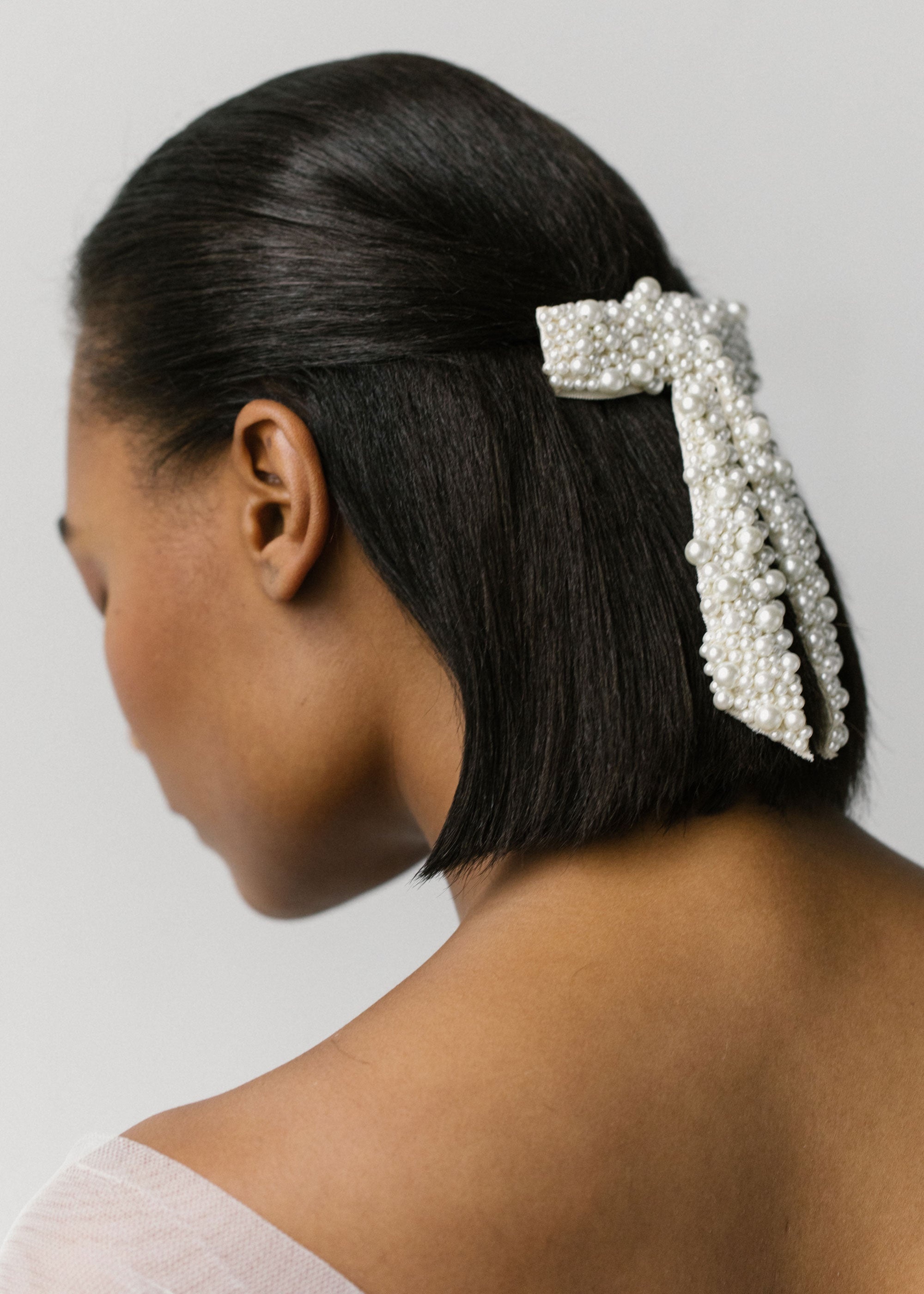 Donna Pearl Bow Barrette - 3