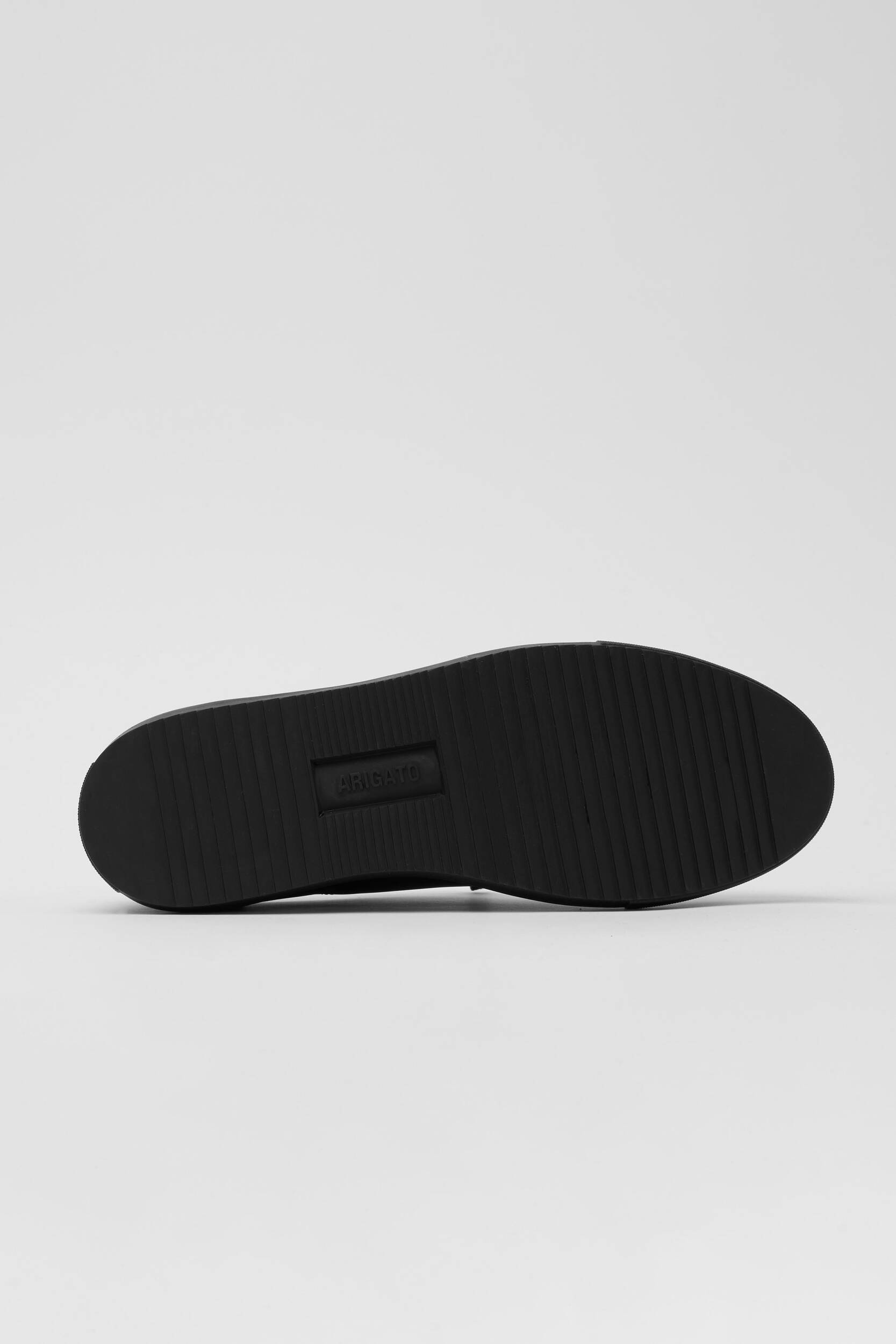 Clean 90 Triple Sneaker - 6