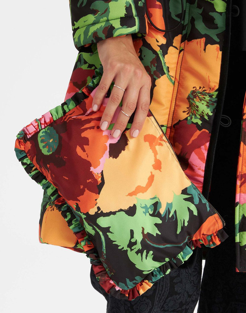 Hand Pochette 6