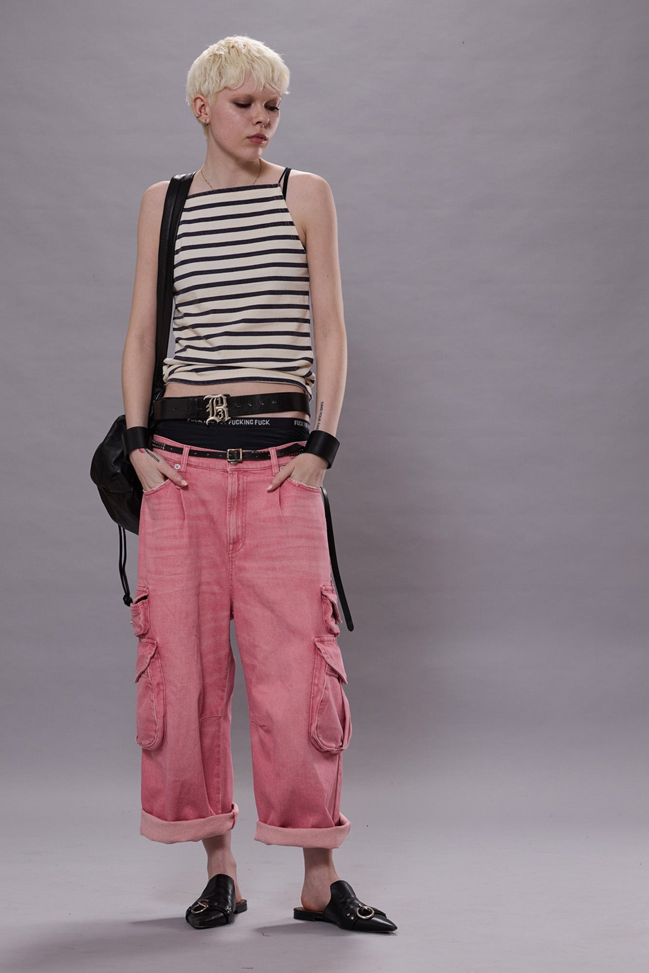 CROPPED MULTI POCKET CARGO - 2