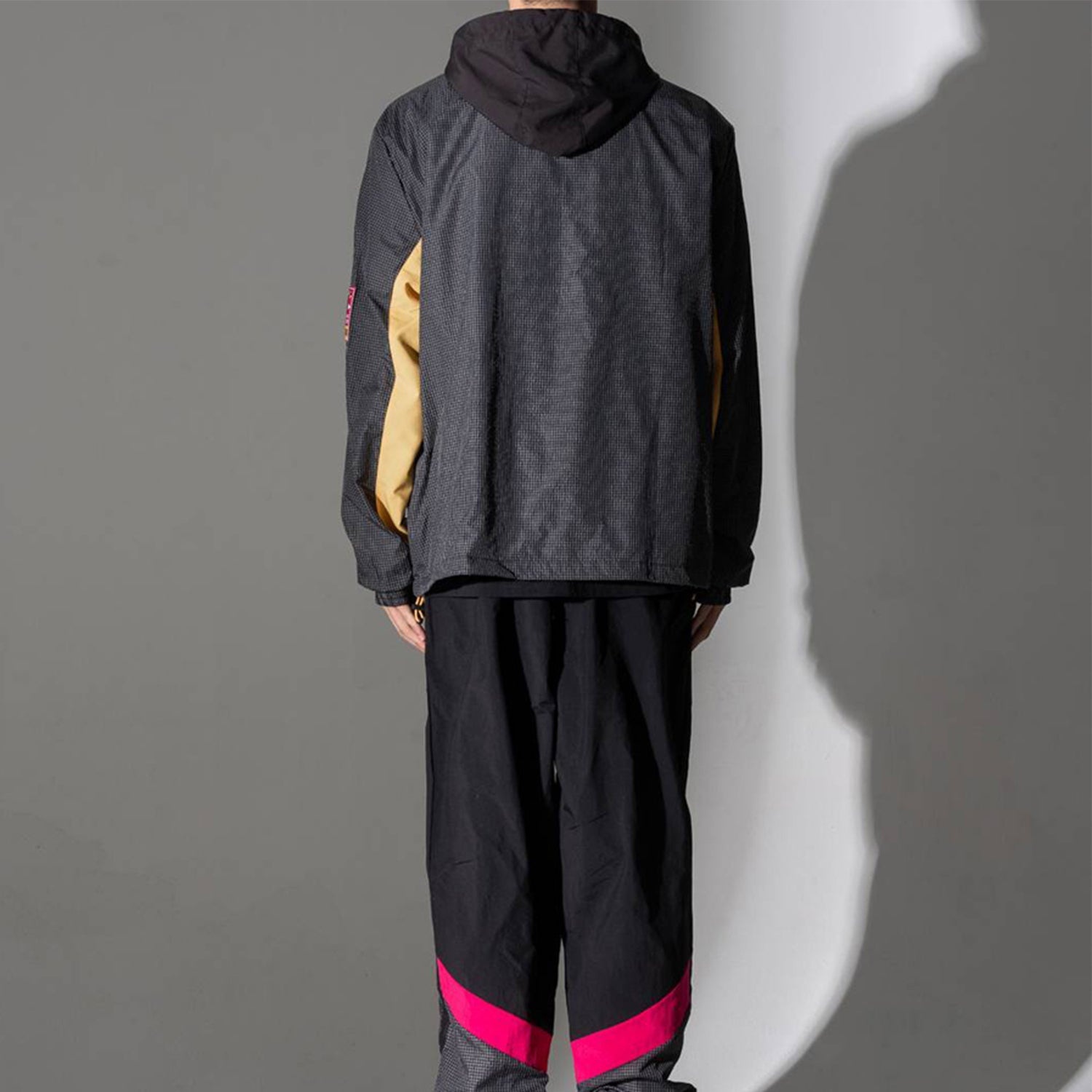 PUMA x HELLY HANSEN Crossover Contrasting Colors Hooded Jacket Black 597143-01 - 5