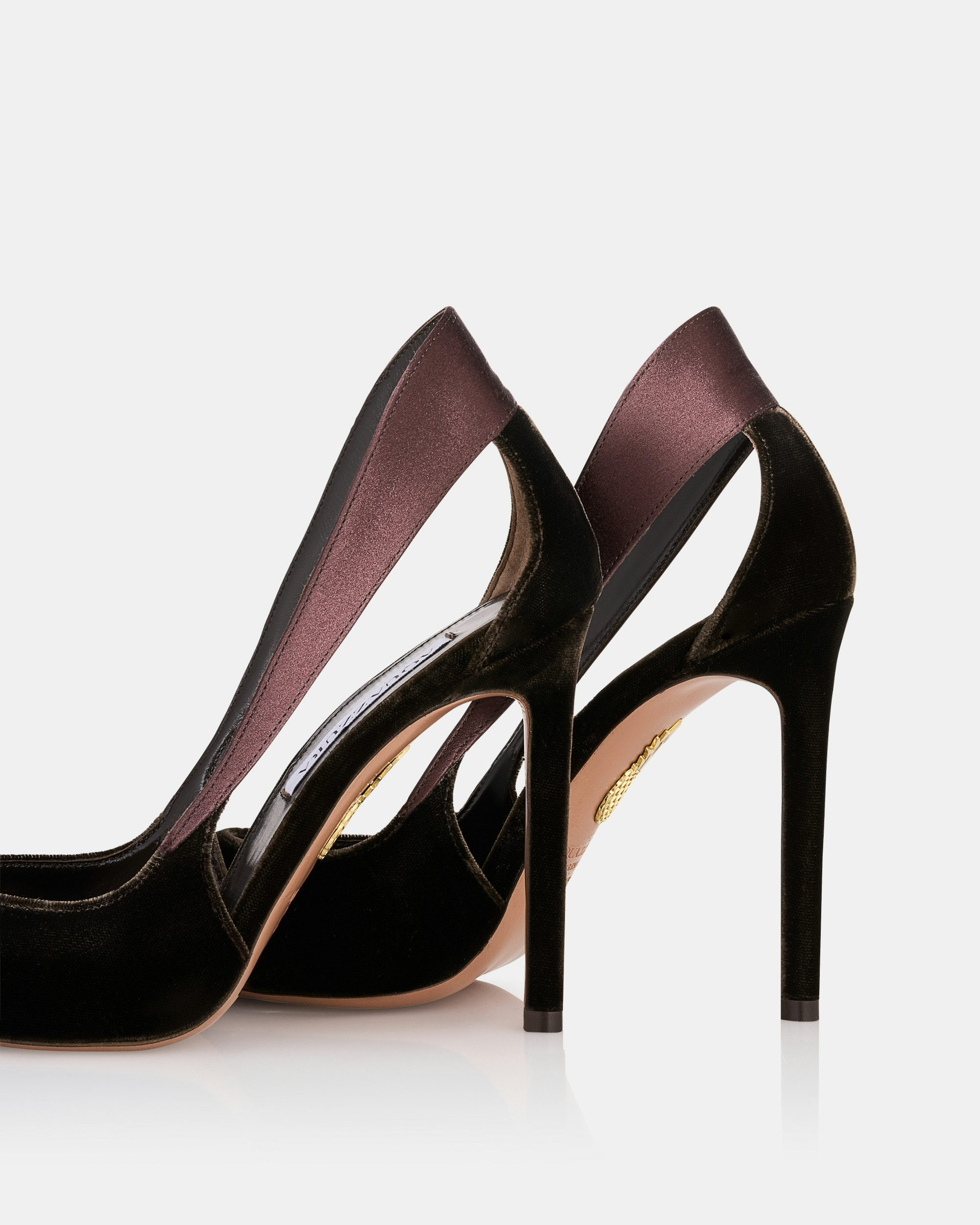 Dangerous Liaisons Pump 105 - 4