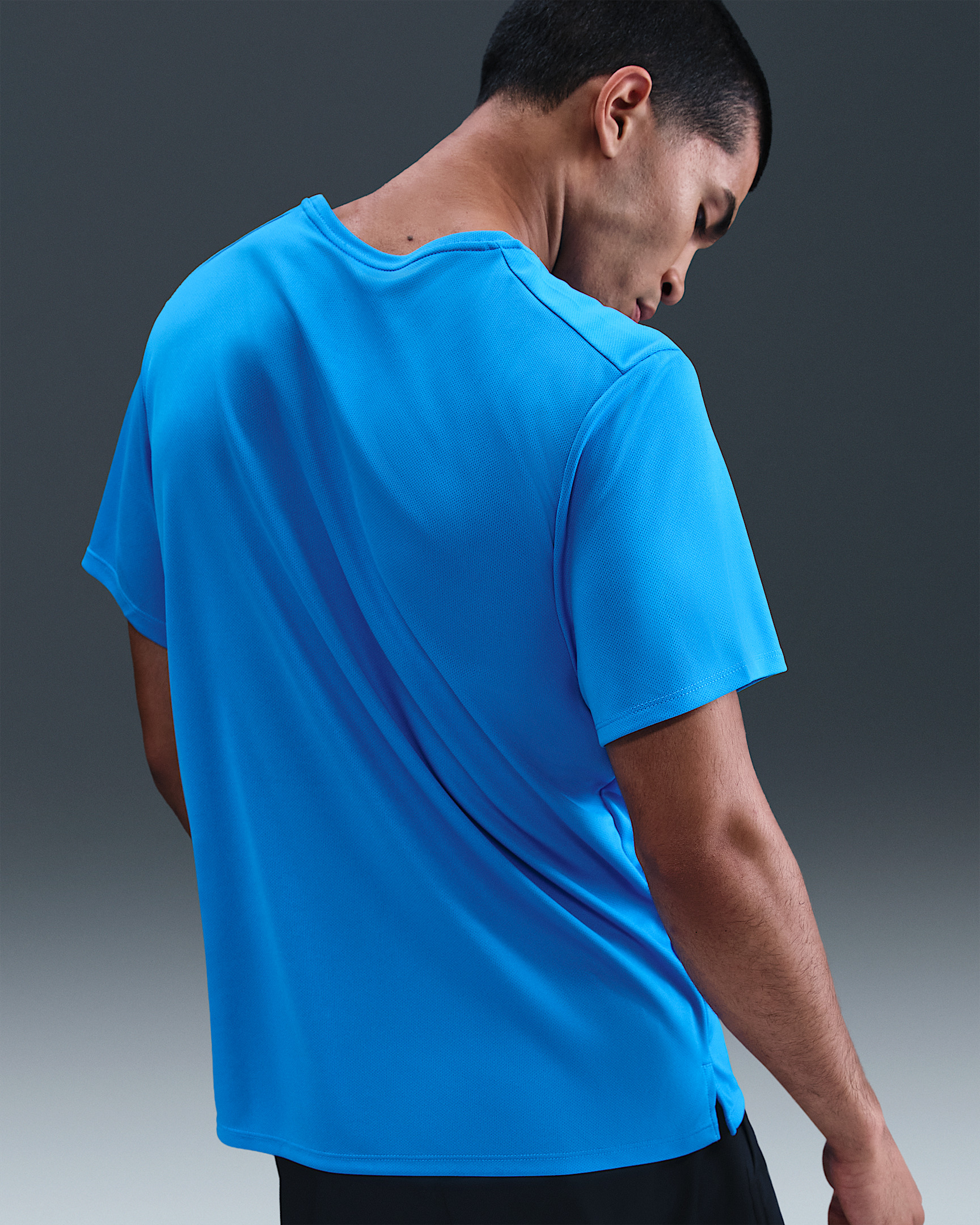 Nike Miler Men's Dri-FIT UV Short-Sleeve Running Top - 2