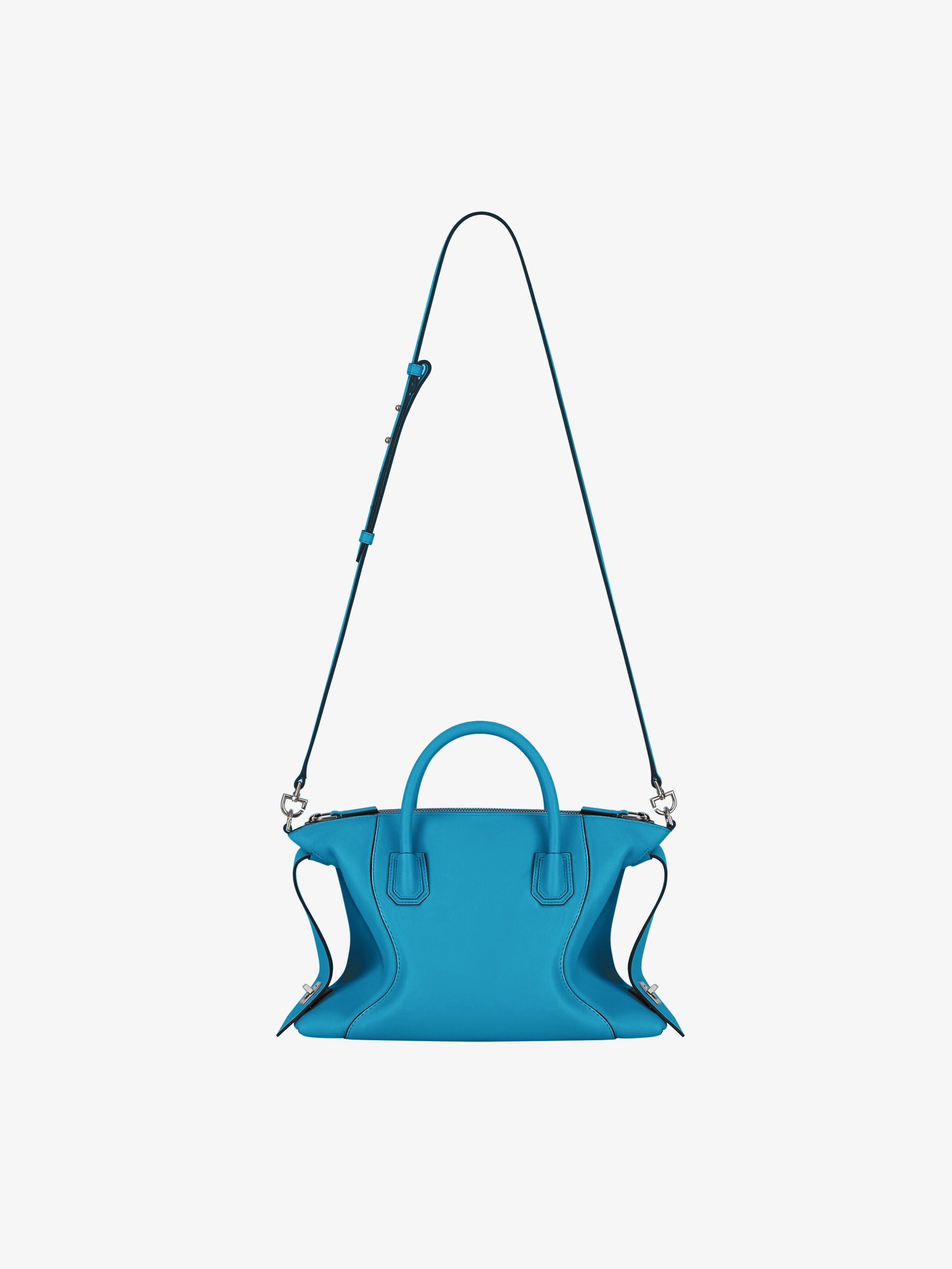 Small Antigona Soft bag in smooth leather - 4