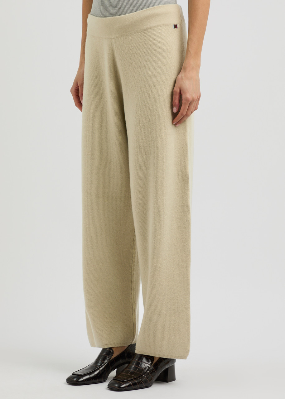 Extreme Cashmere N°387 Strut Short Cashmere-blend Trousers - 2
