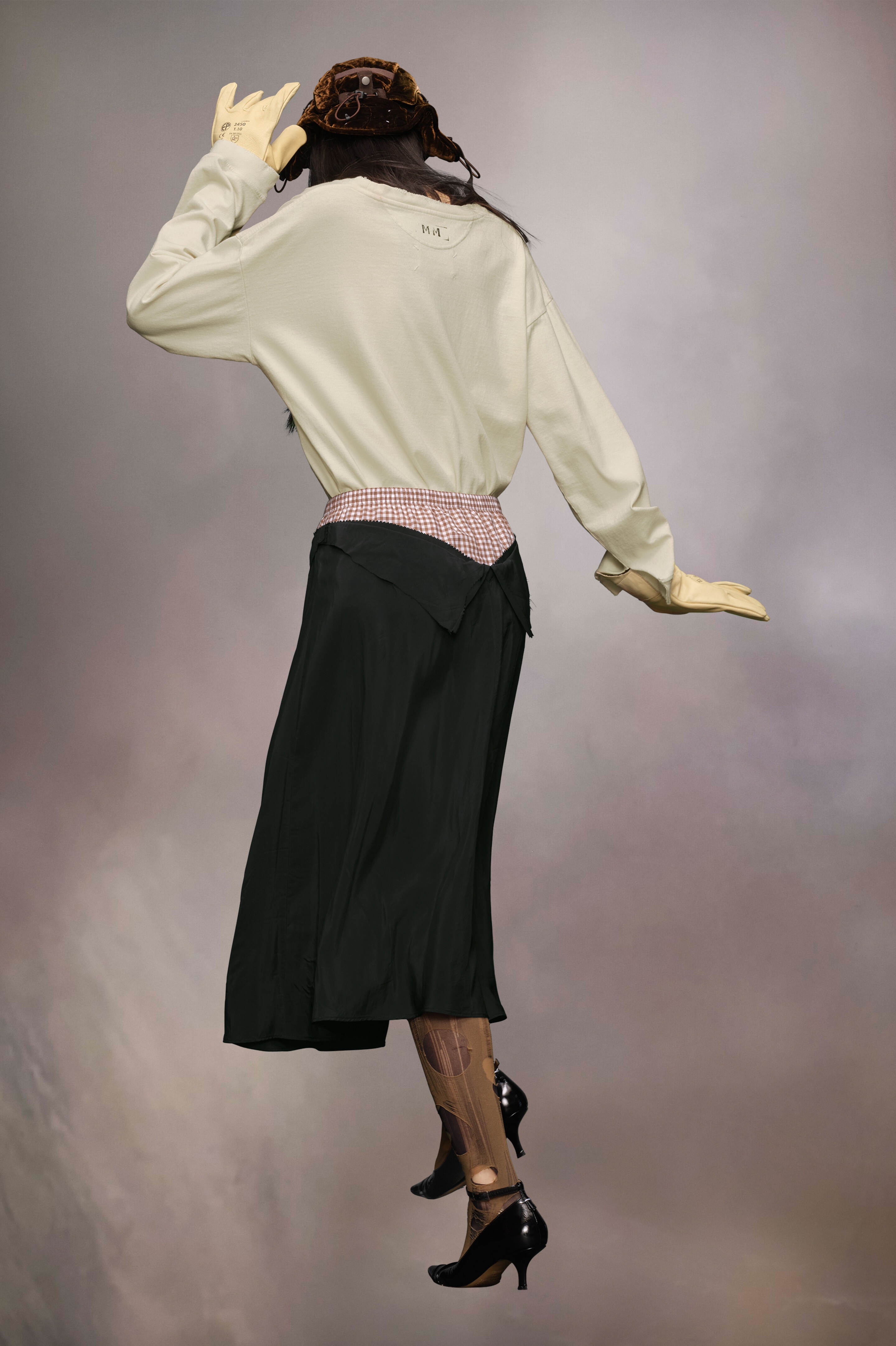 Anonymity of the lining skirt - 5