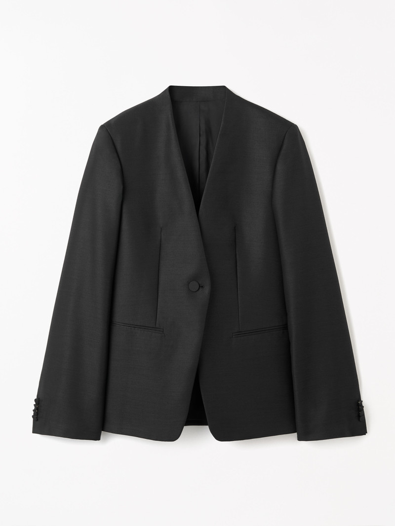 Joni Elegant Collarless Jacket 1
