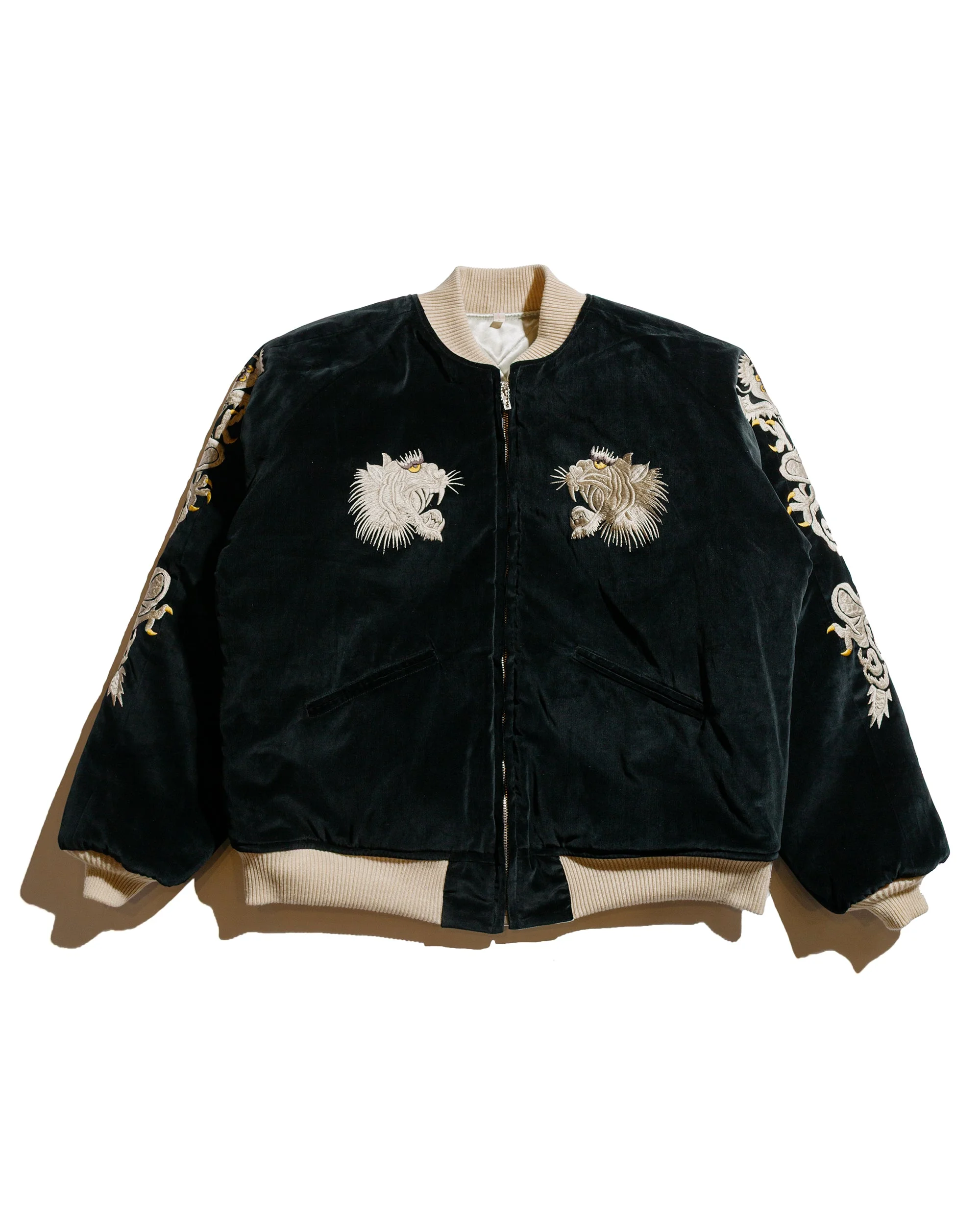 MJ24103 Souvenir Suka Jacket / Tiger And Eagle Black - 1