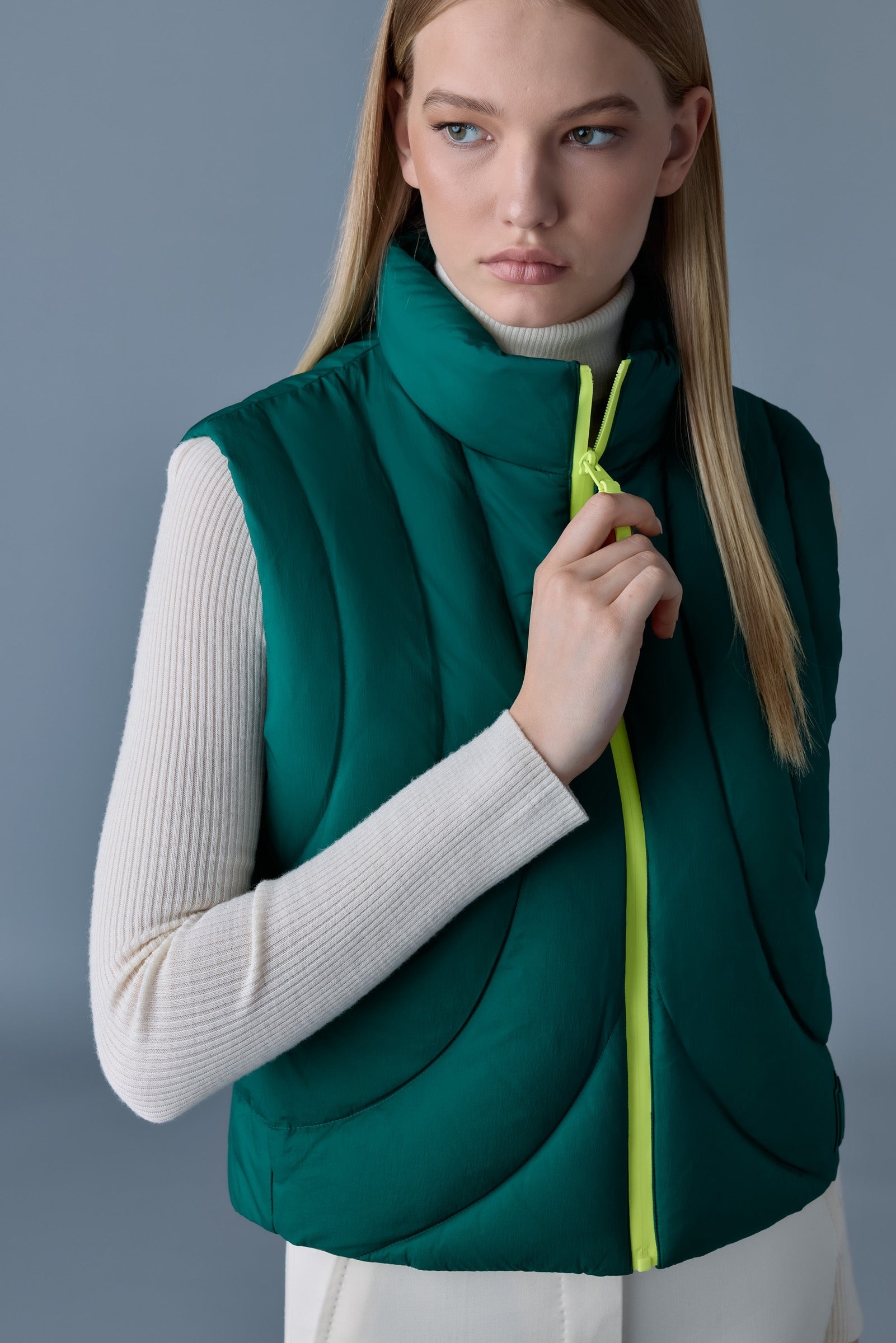 ADANA Softwash rounded quilt down vest - 5