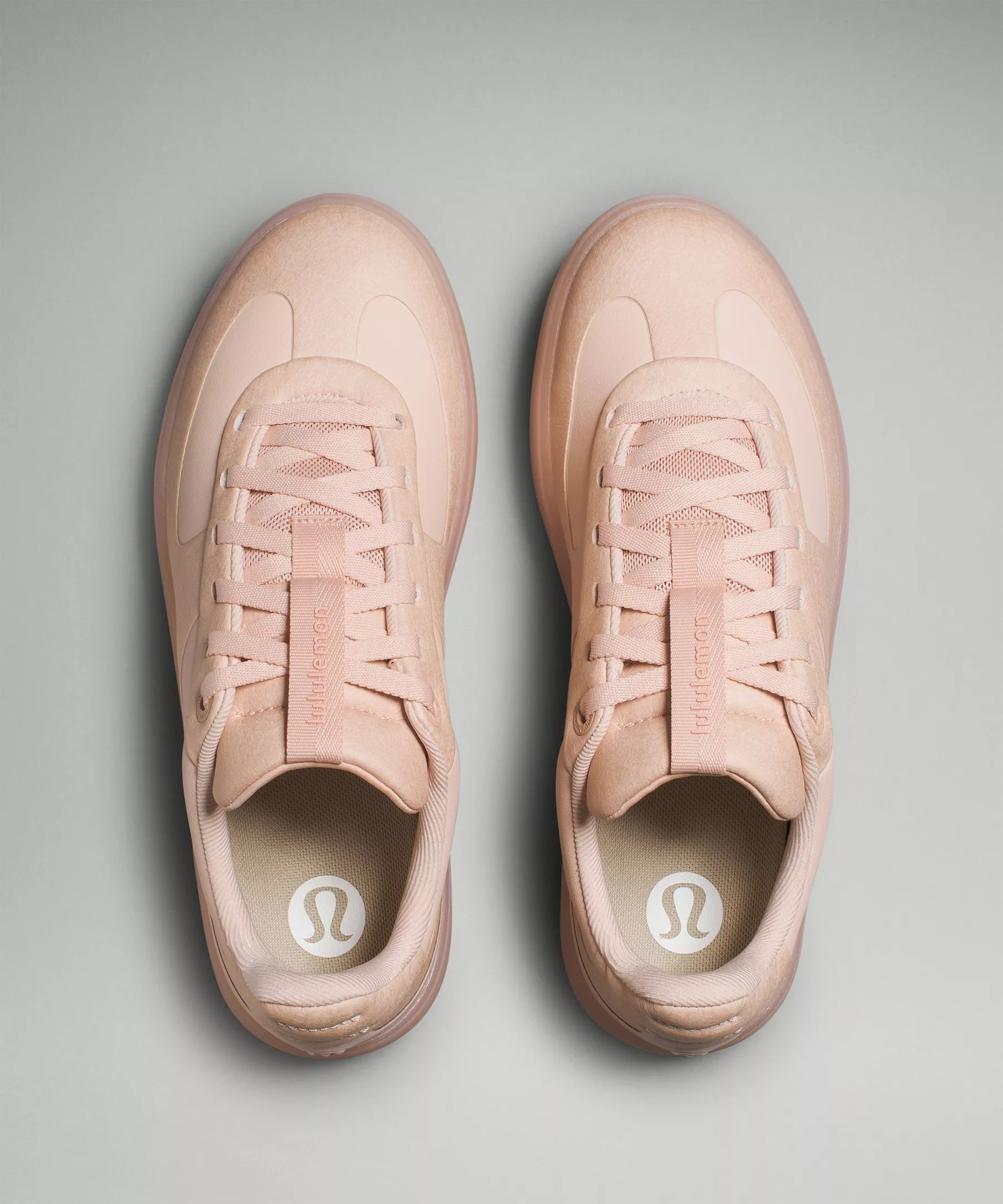 cityverse Women's Sneaker - 6