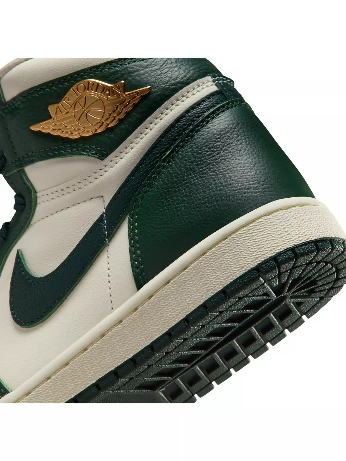 1 Retro High OG "Fir" Women's Shoe - 6