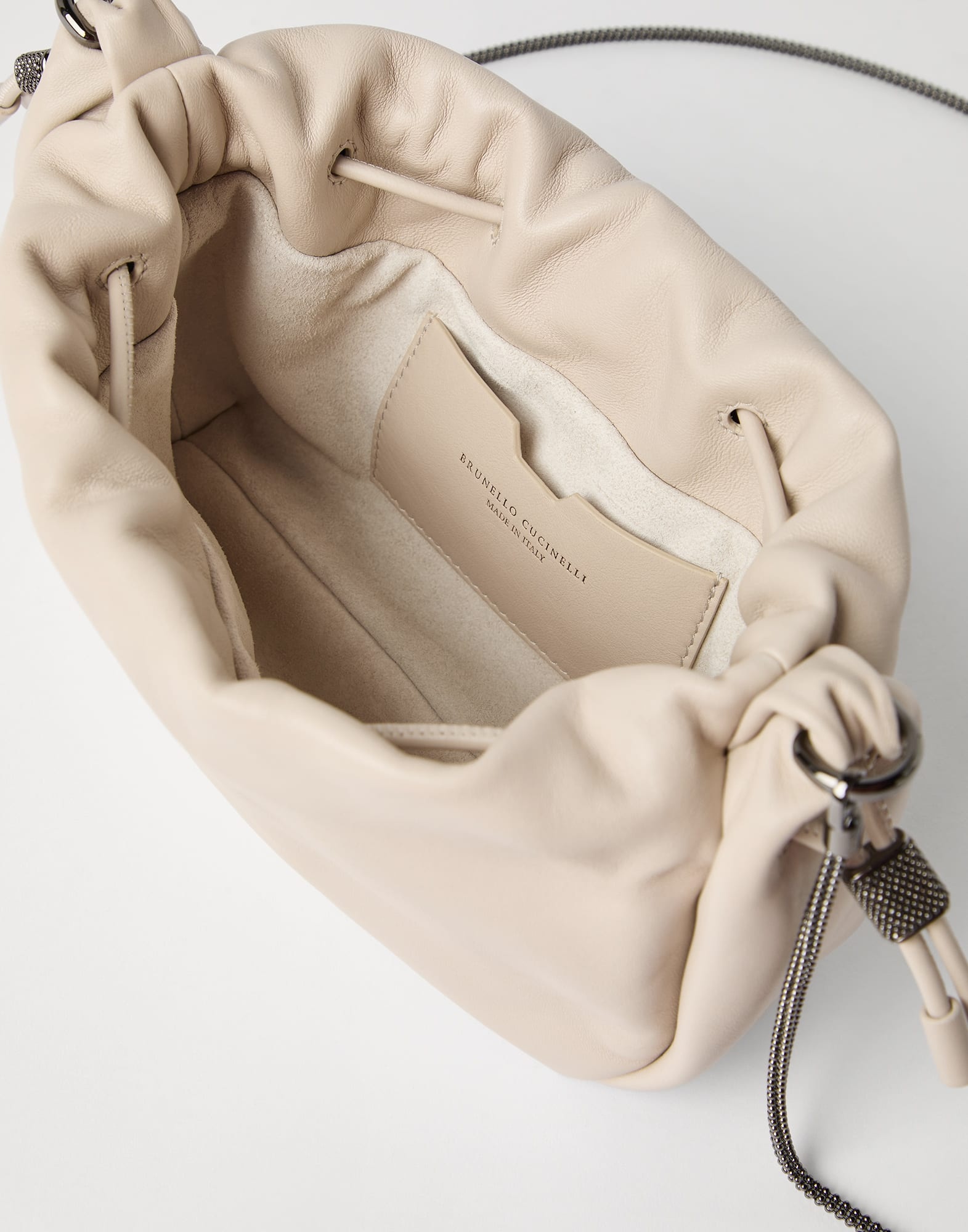 Mellow mini bucket bag in soft leather with precious chain - 5