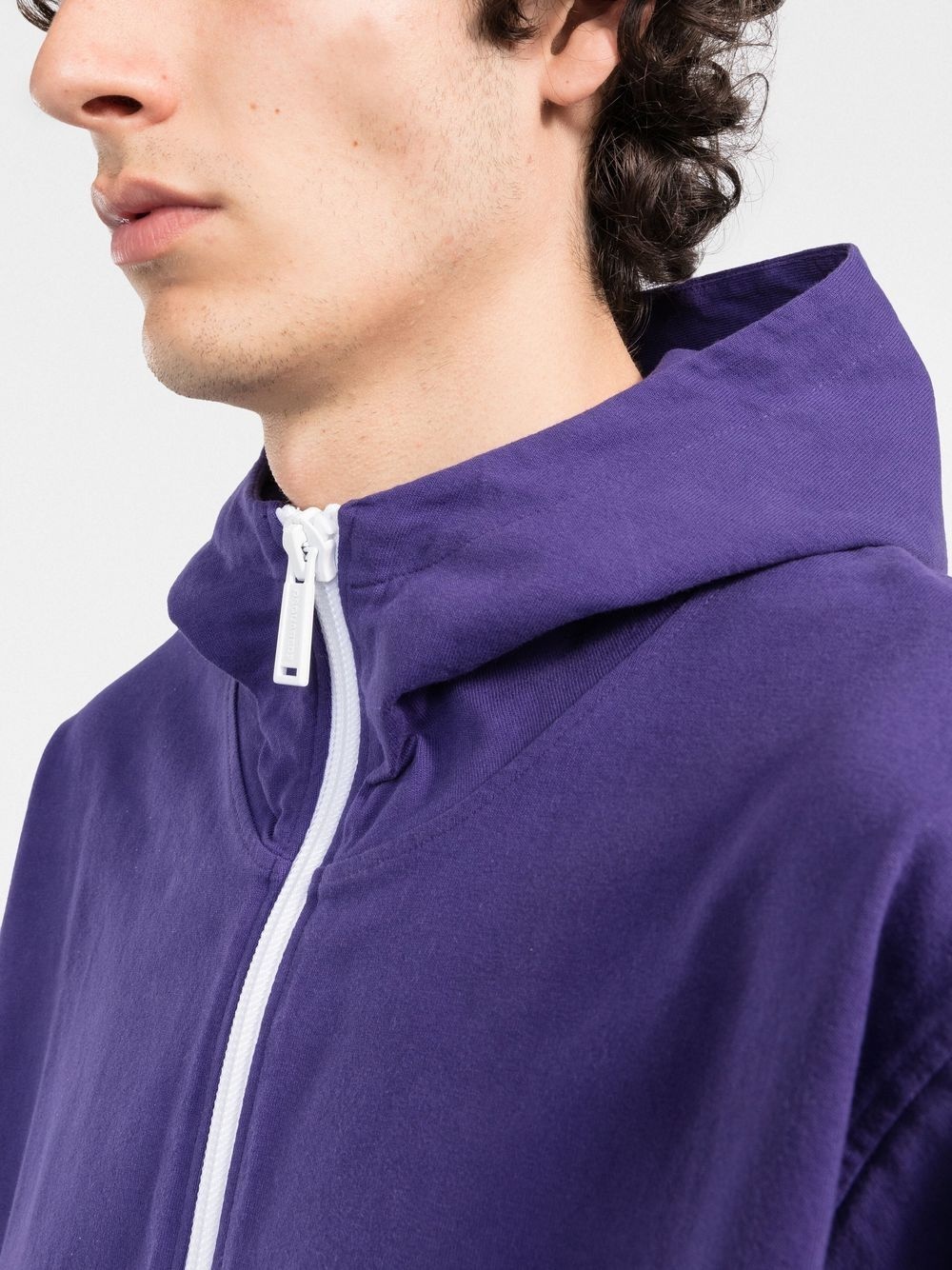 sleeve-logo zip-up hoodie - 5