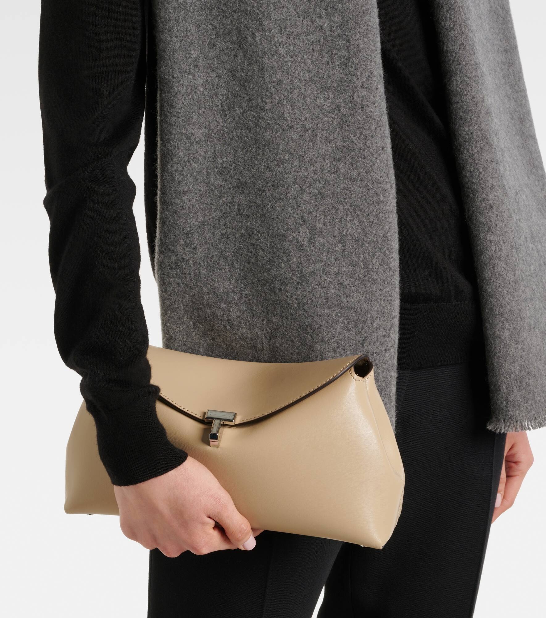 T-Lock leather clutch - 2