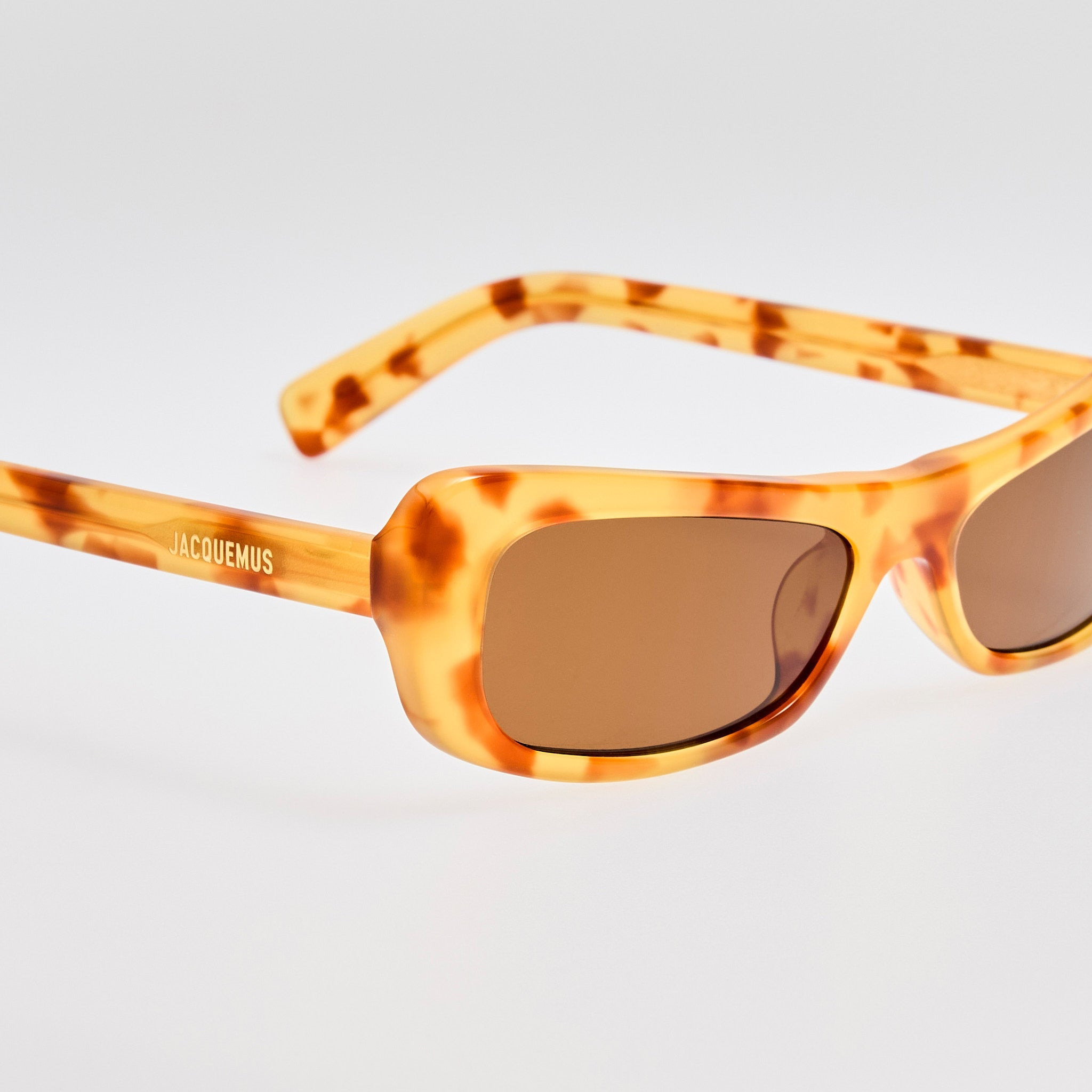 Capri Sunglasses in Beige Tortoiseshell - 5