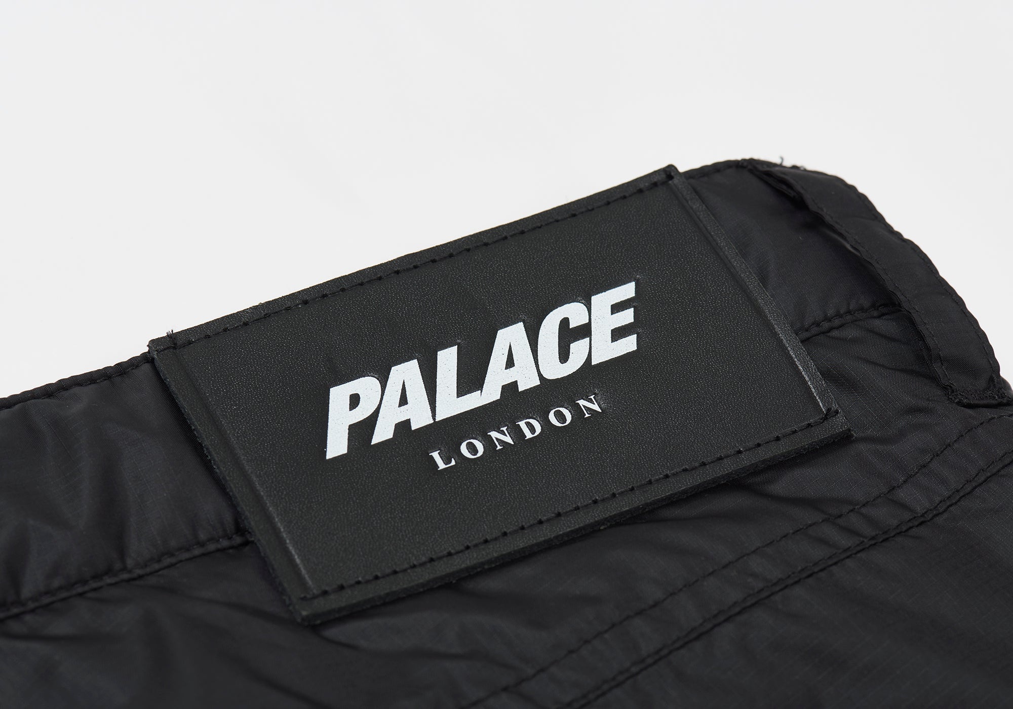 RELAXED INSULATED PERTEX TROUSER BLACK - 4