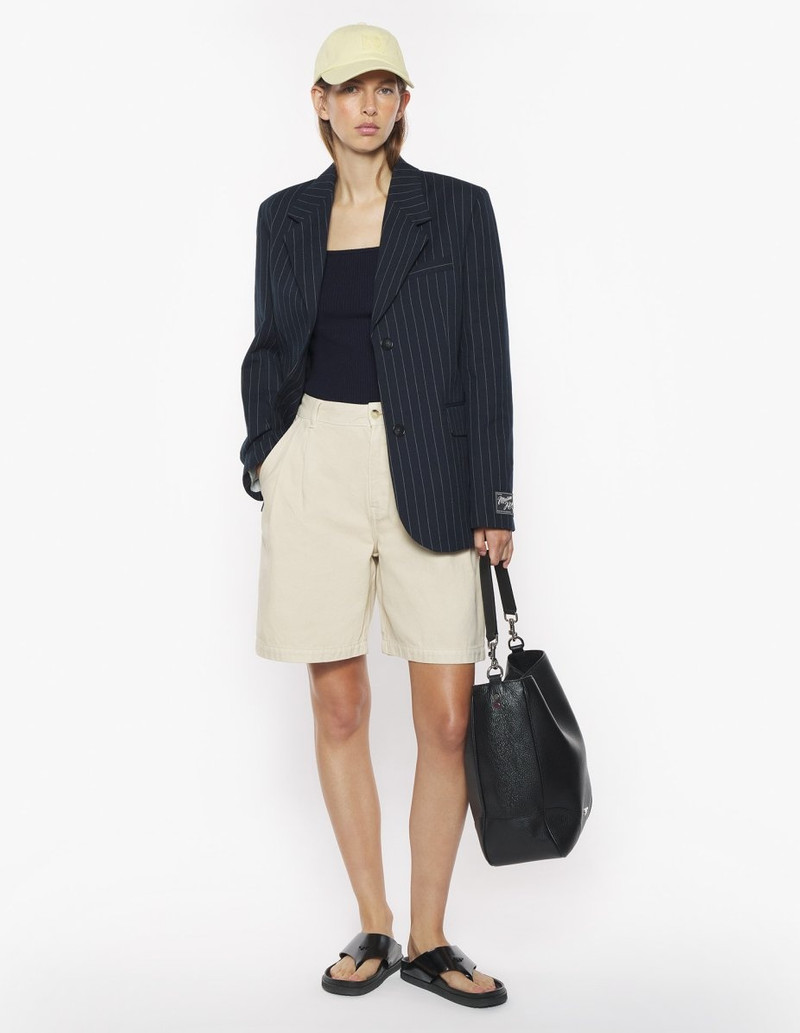 Maison Kitsuné CASUAL PLEATED BERMUDA outlook