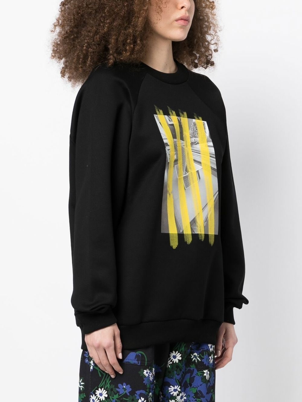 graphic-print detail sweatshirt - 3
