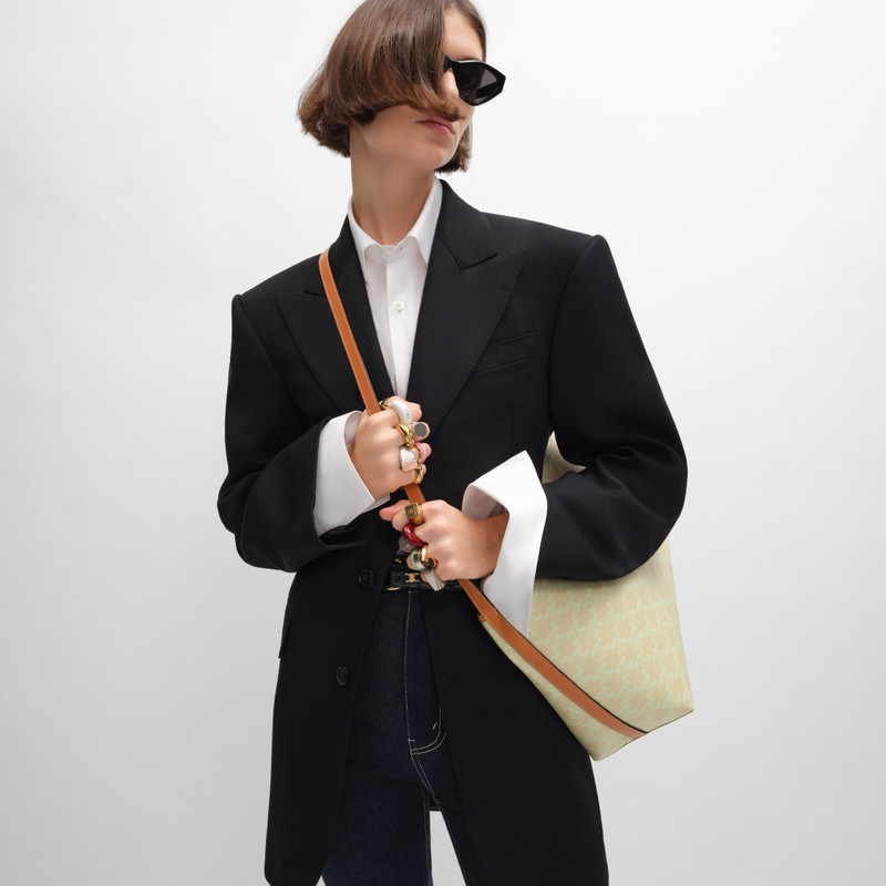 SOFT SHOPPER BAG IN TRIOMPHE CANVAS AND CALFSKIN 4