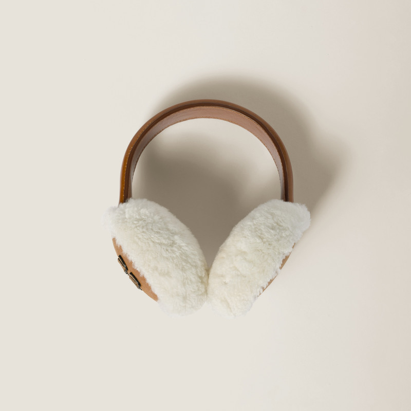 Shearling earmuffs 1